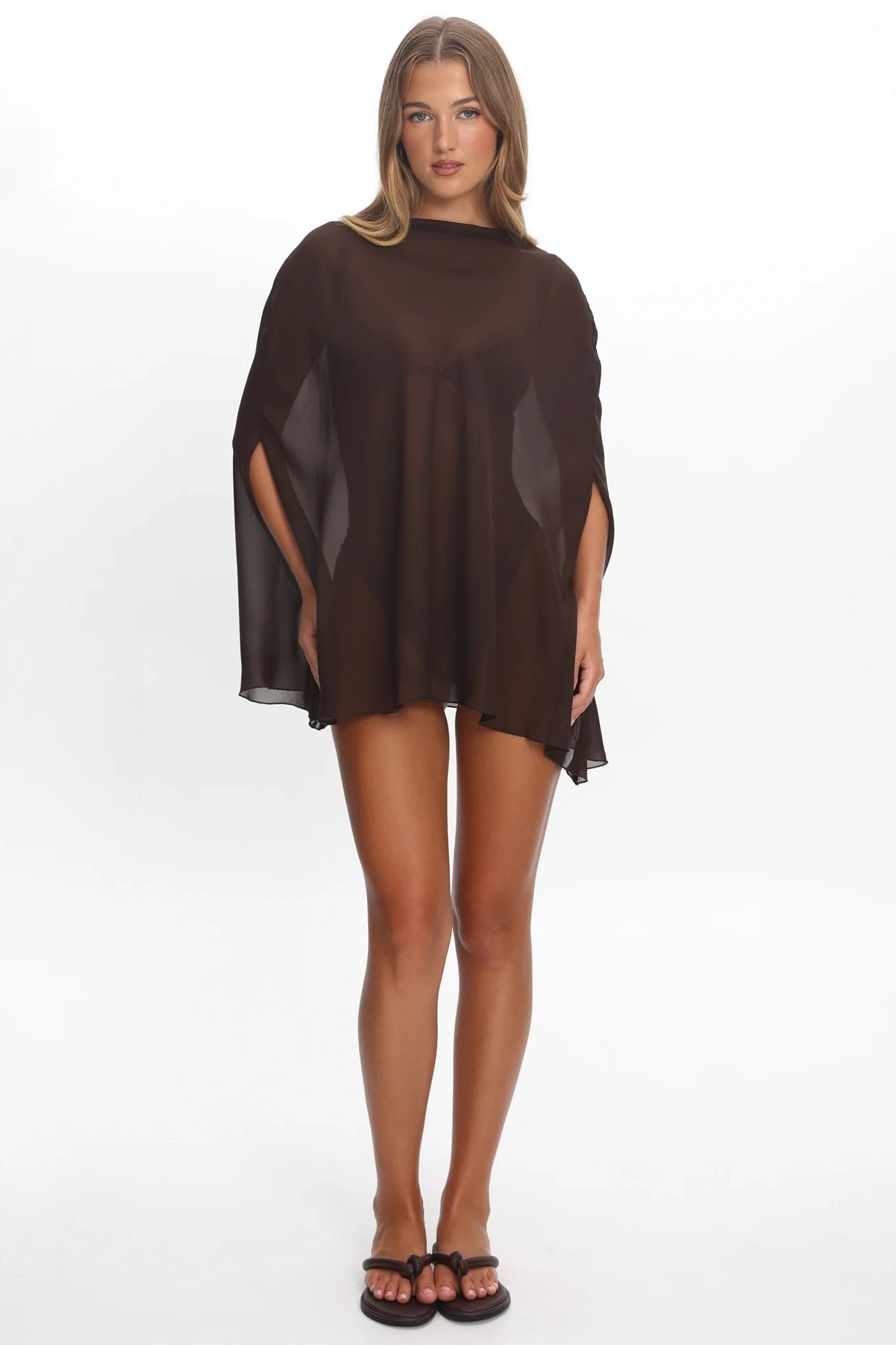 LIONESS Aura Poncho Chocolate