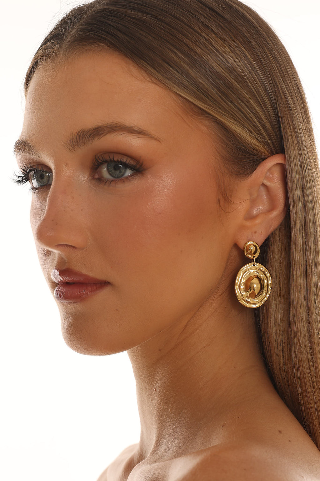 Helenis Hammered Disc Drop Earrings Gold by Selfie Leslie