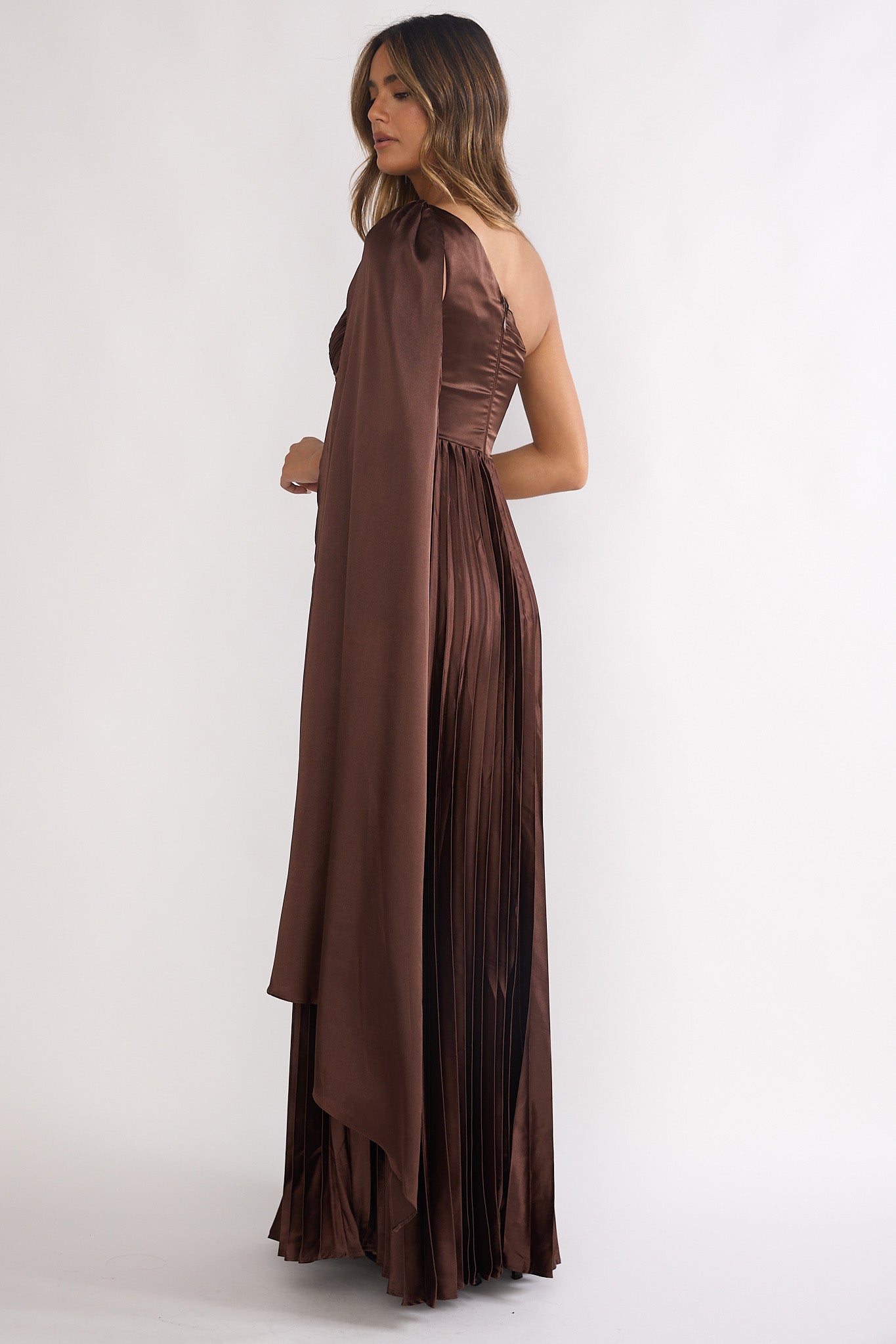 Goddess Aura Pleated Maxi Dress Chocolate - S Goddess Aura Pleated Maxi Dress Chocolate - S