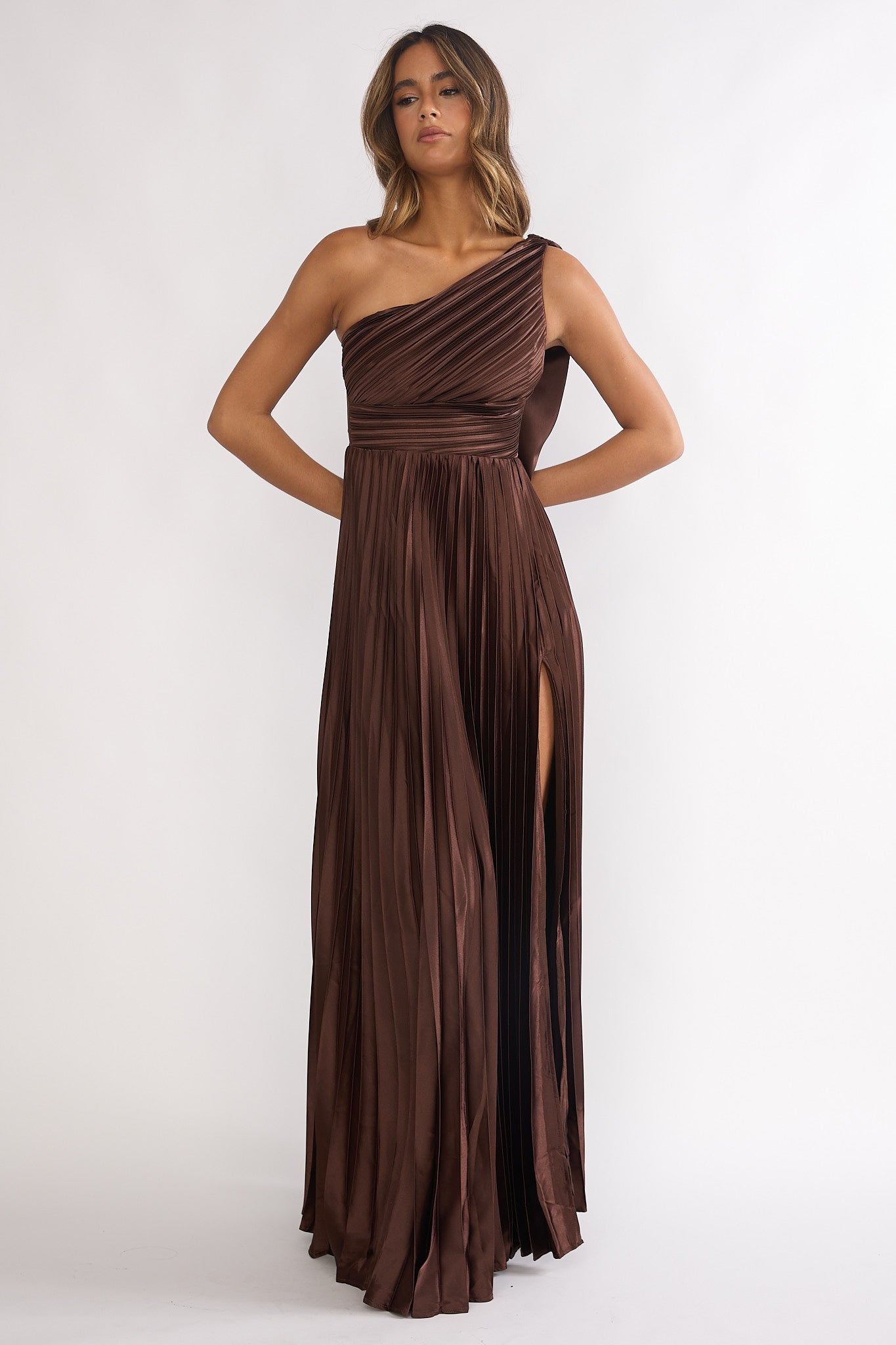 Goddess Aura Pleated Maxi Dress Chocolate | Selfie Leslie