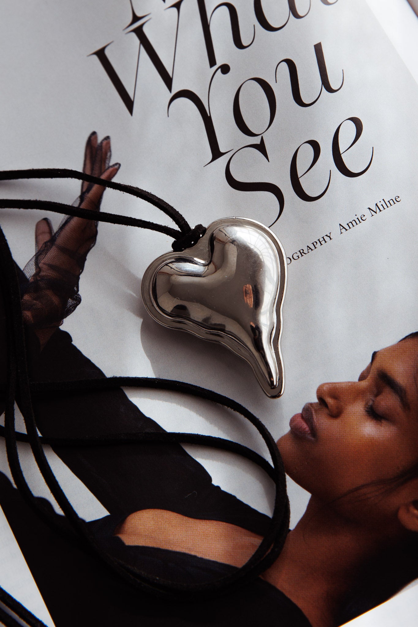 Corazon Heart Pendant Choker Silver by Selfie Leslie