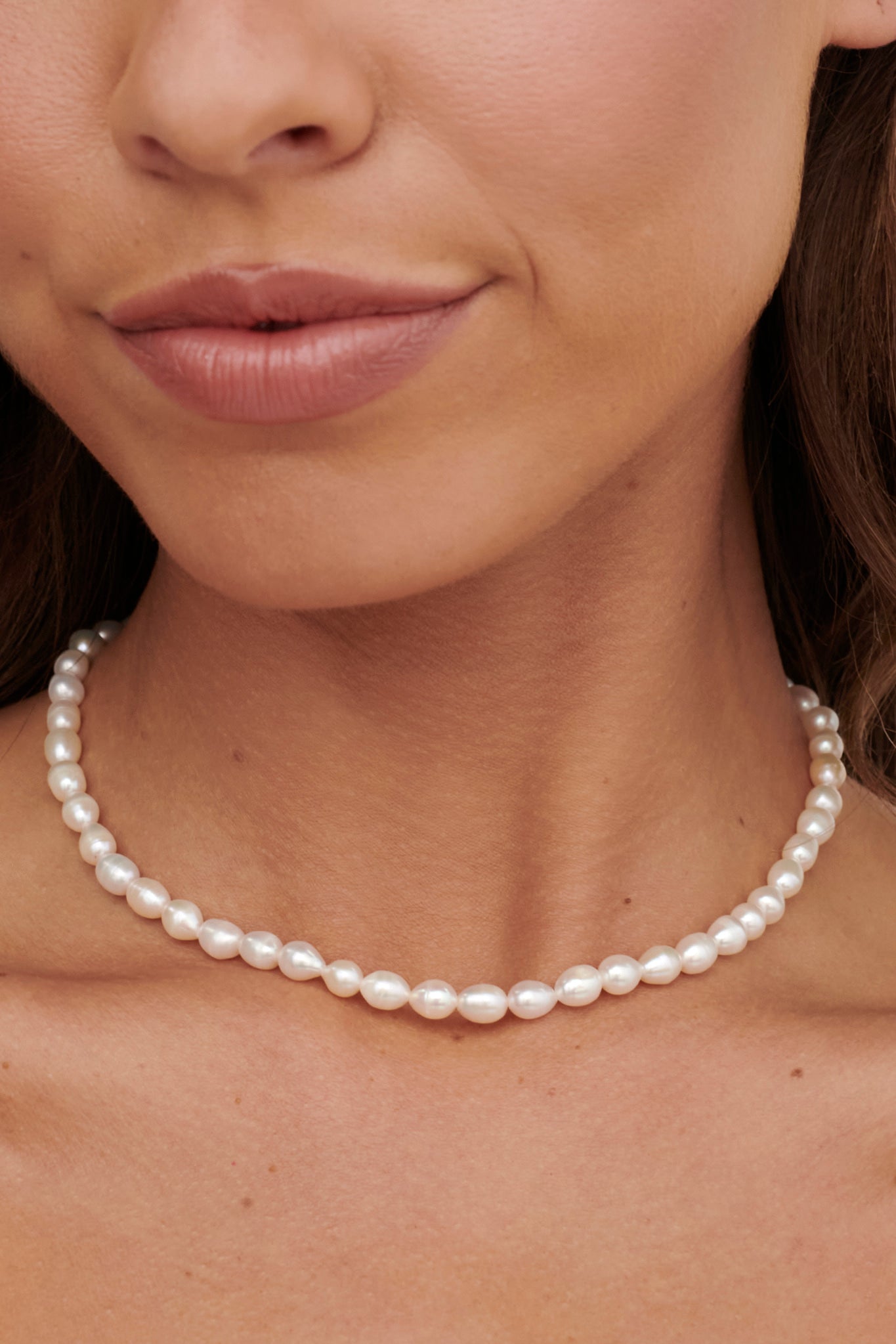 Bonita Pearl Strand Necklace Gold by Selfie Leslie