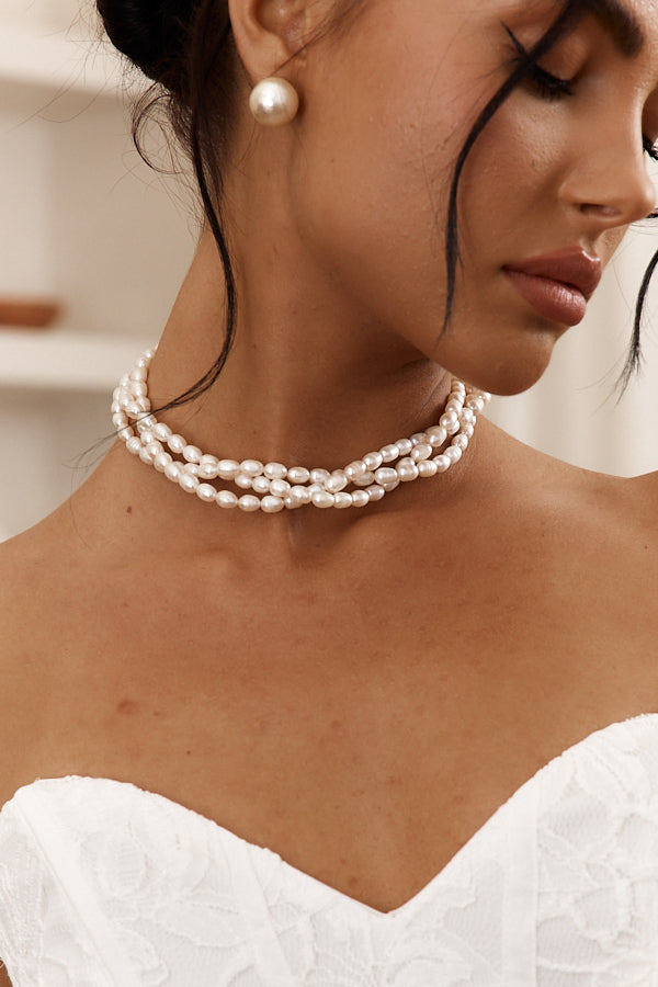 Gwen Braided Pearl Necklace Gold by Selfie Leslie