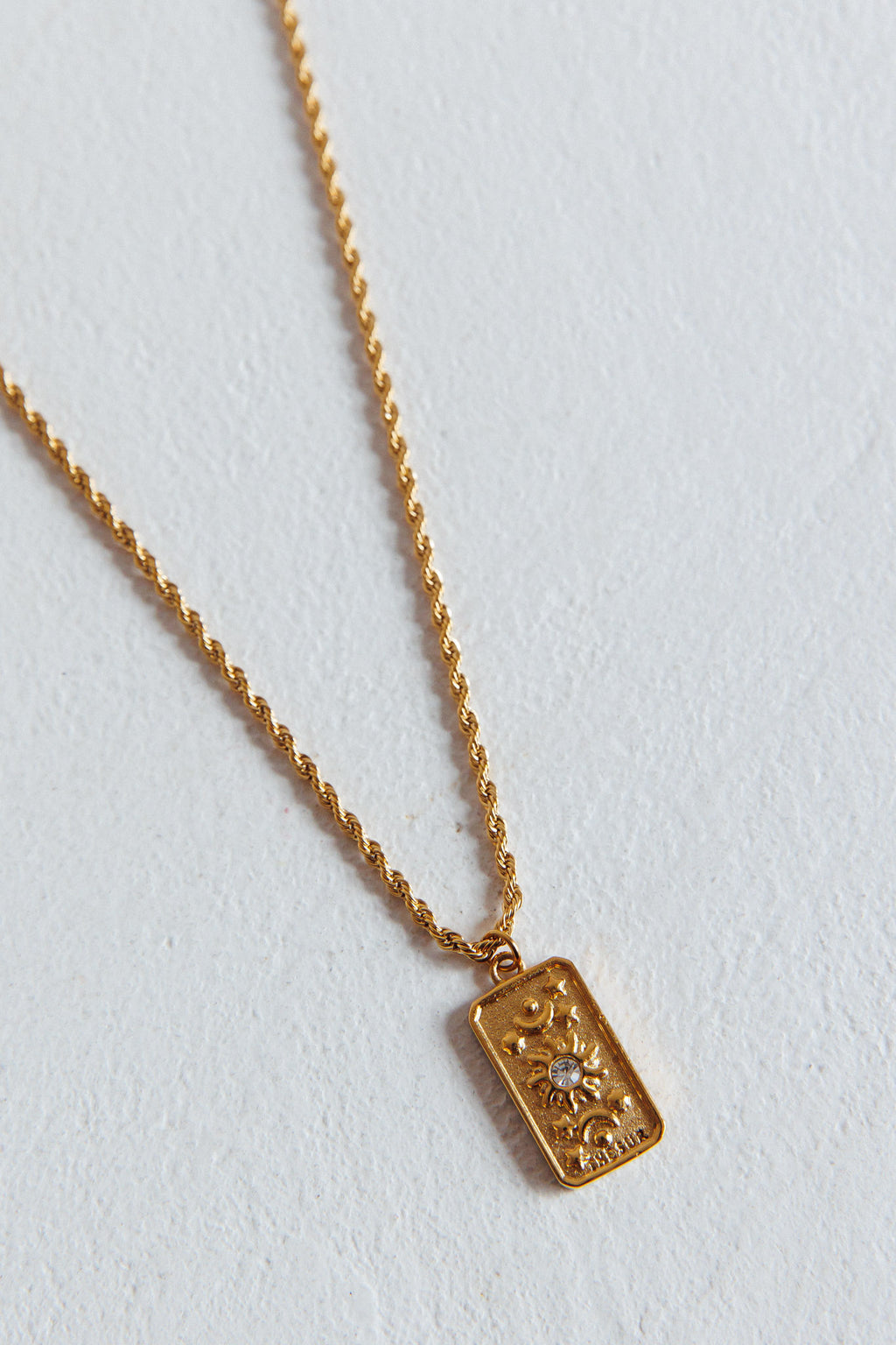 Sol Rope Chain Pendant Necklace Gold by Selfie Leslie