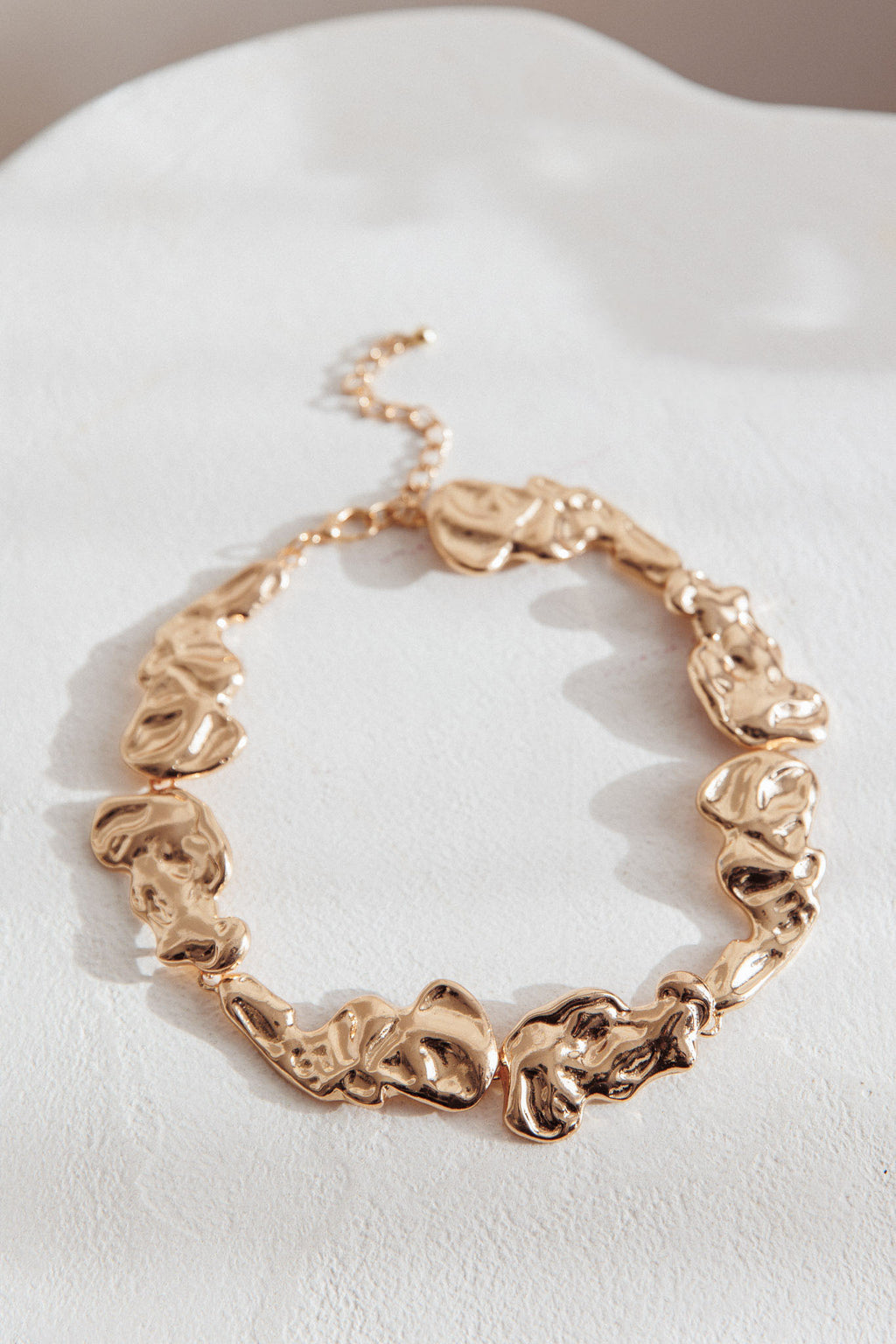 Seronique Textured Necklace Gold by Selfie Leslie