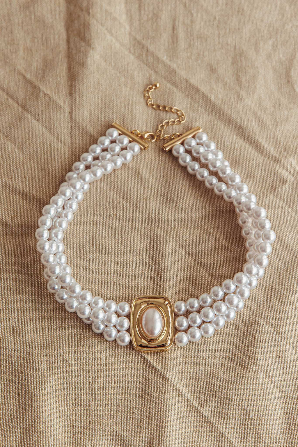 Tamra Squoval Pendant Necklace Gold Pearl by Selfie Leslie
