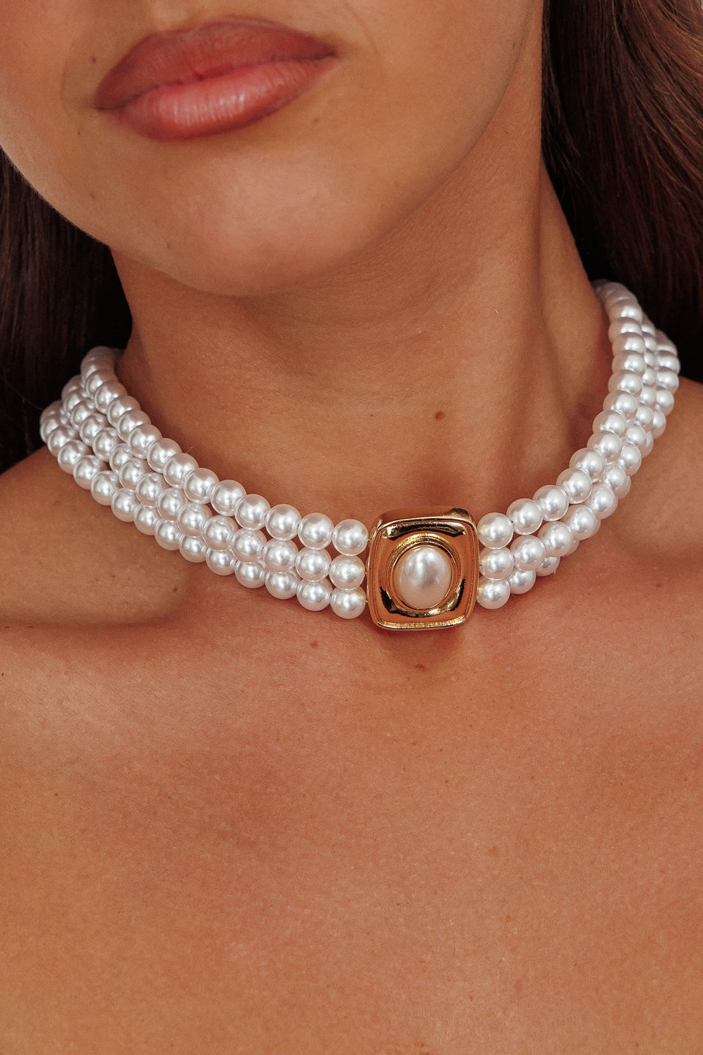 Tamra Squoval Pendant Necklace Gold Pearl by Selfie Leslie