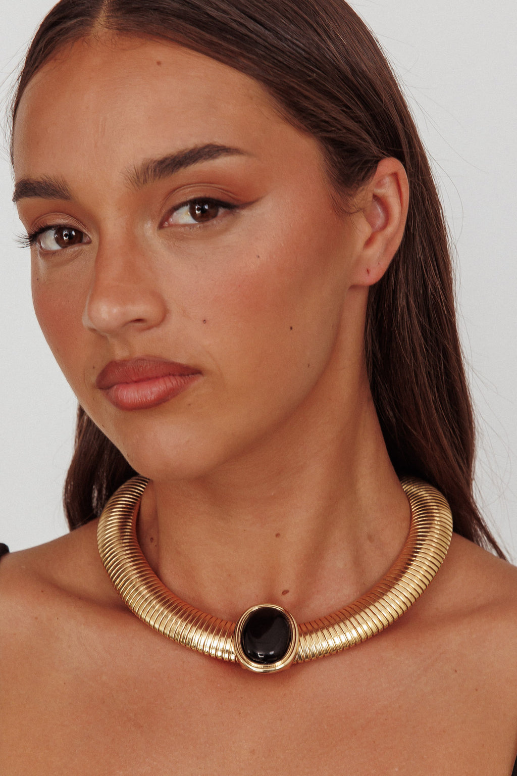 Cleopatra Oval Pendant Necklace Gold Black by Selfie Leslie