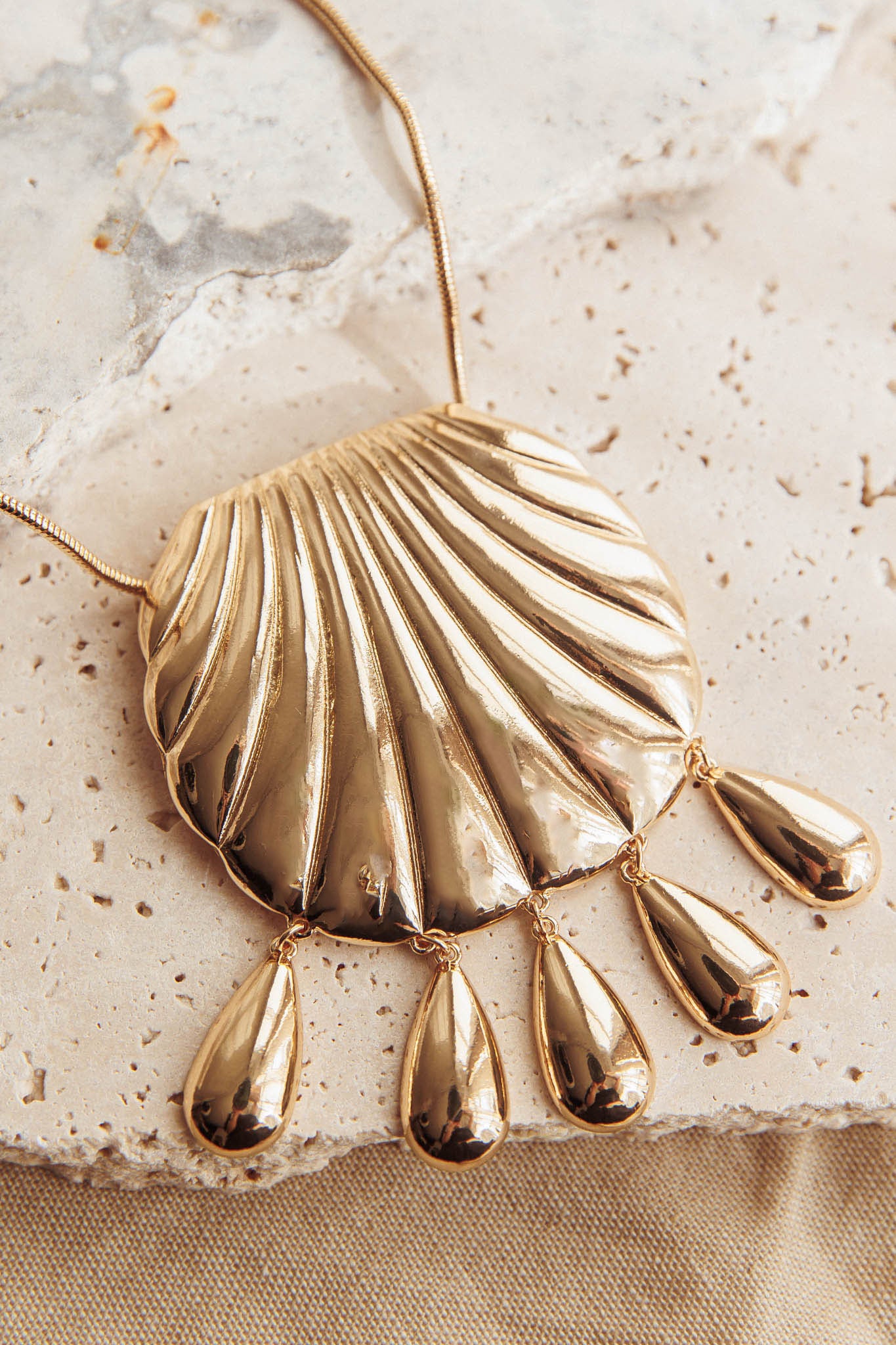 Palawan Long Shell Pendant Necklace Gold by Selfie Leslie