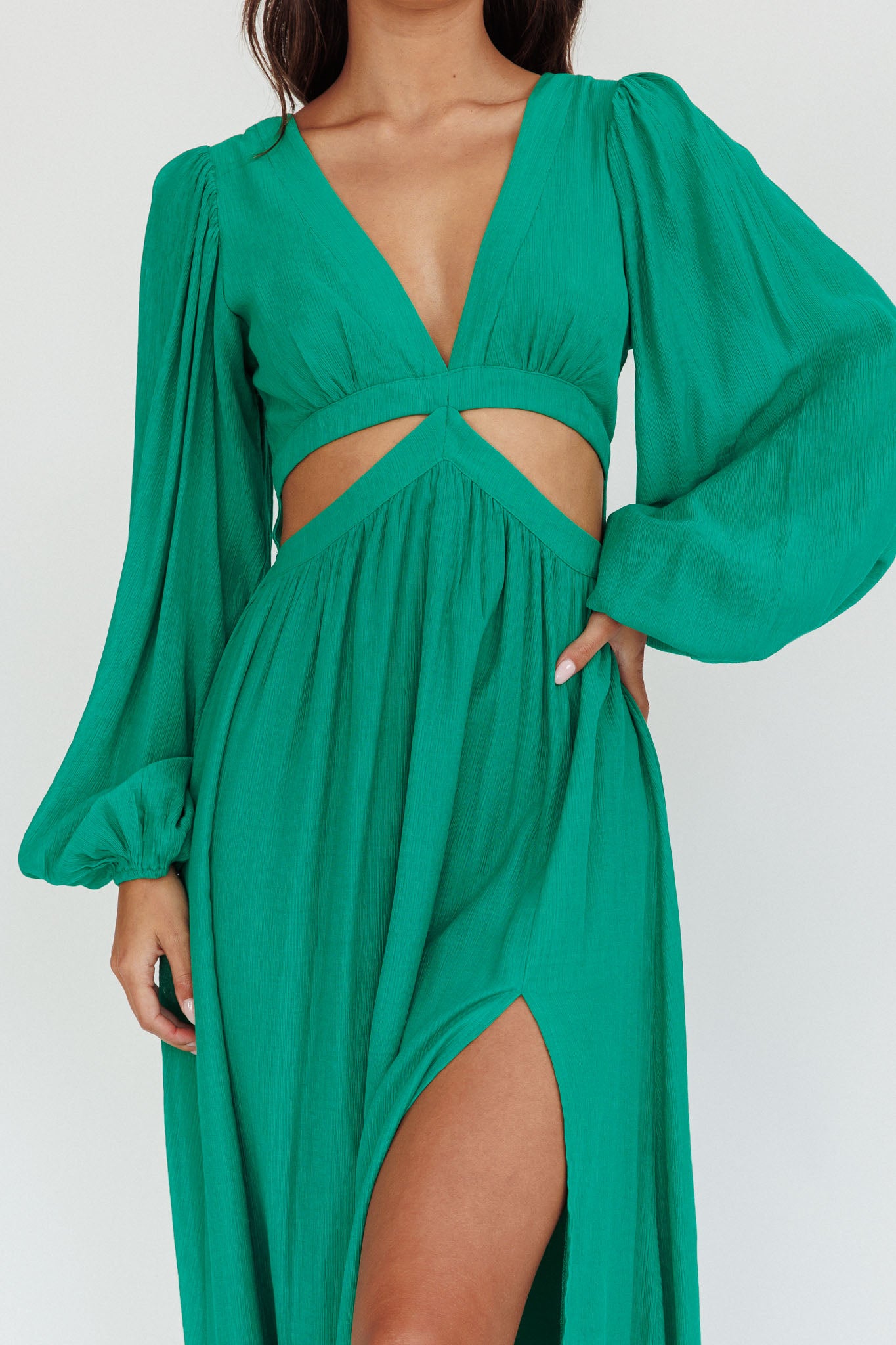 Jessalynn Cut-Out Long Sleeve Maxi Dress Green - L Jessalynn Cut-Out Long Sleeve Maxi Dress Green - L