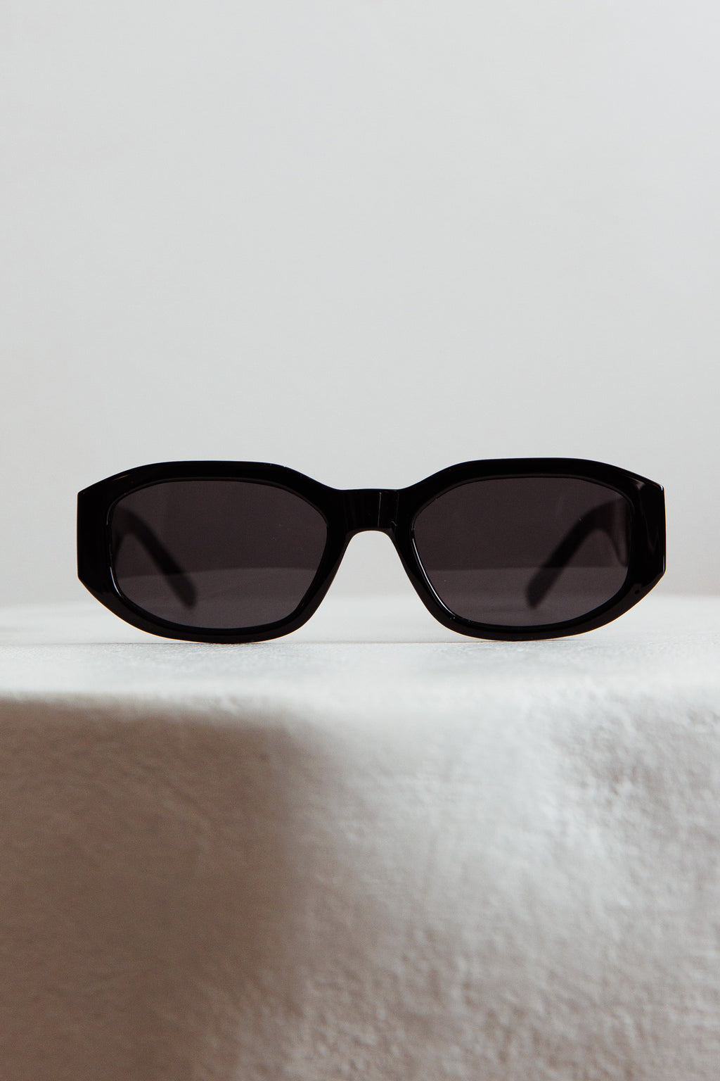 Heartfelt Square Sunglasses Black by Selfie Leslie