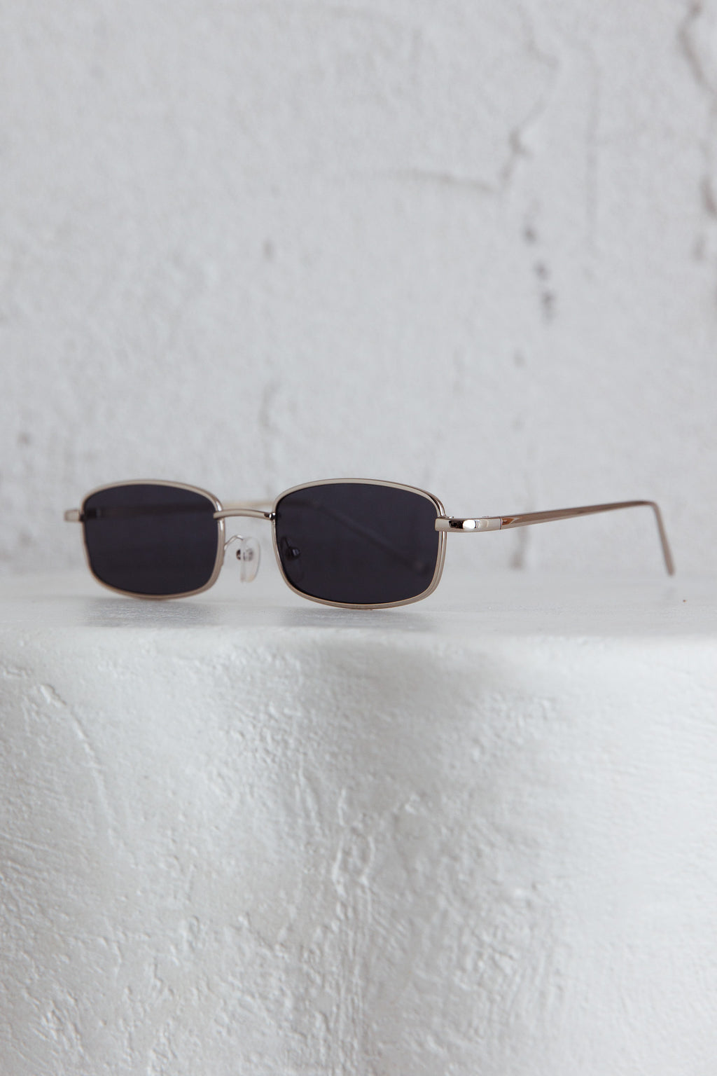 Mae Rectangle Sunglasses Black by Selfie Leslie