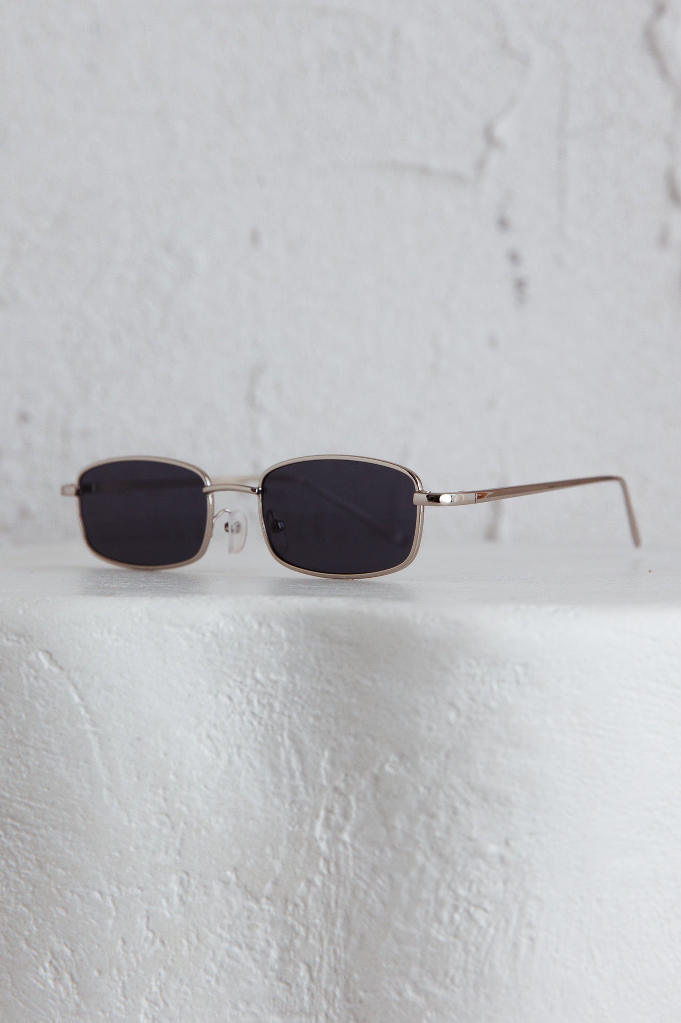 Mae Rectangle Sunglasses Black by Selfie Leslie