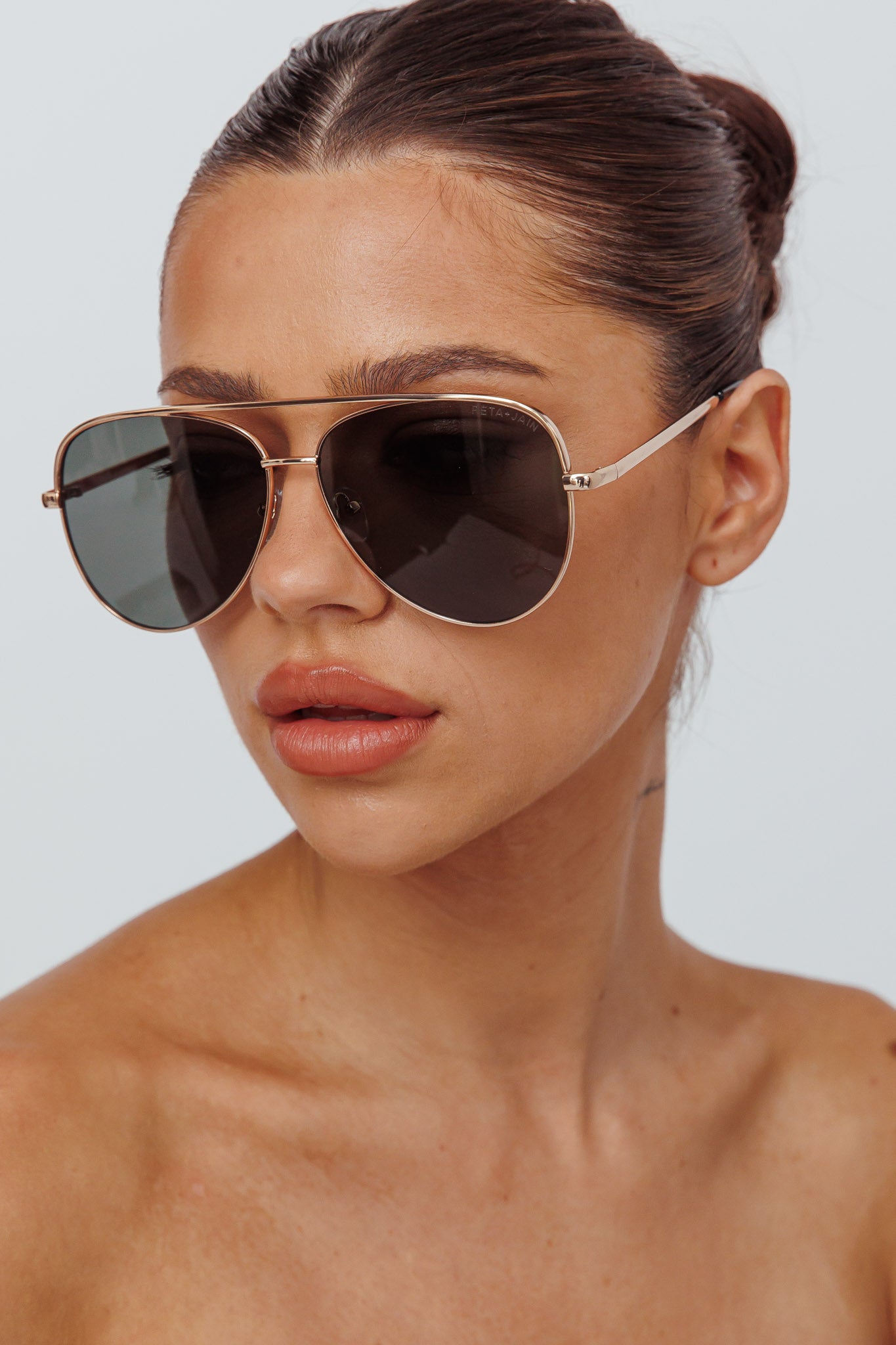 Peta And Jain Franki Sunglasses Gold by Selfie Leslie
