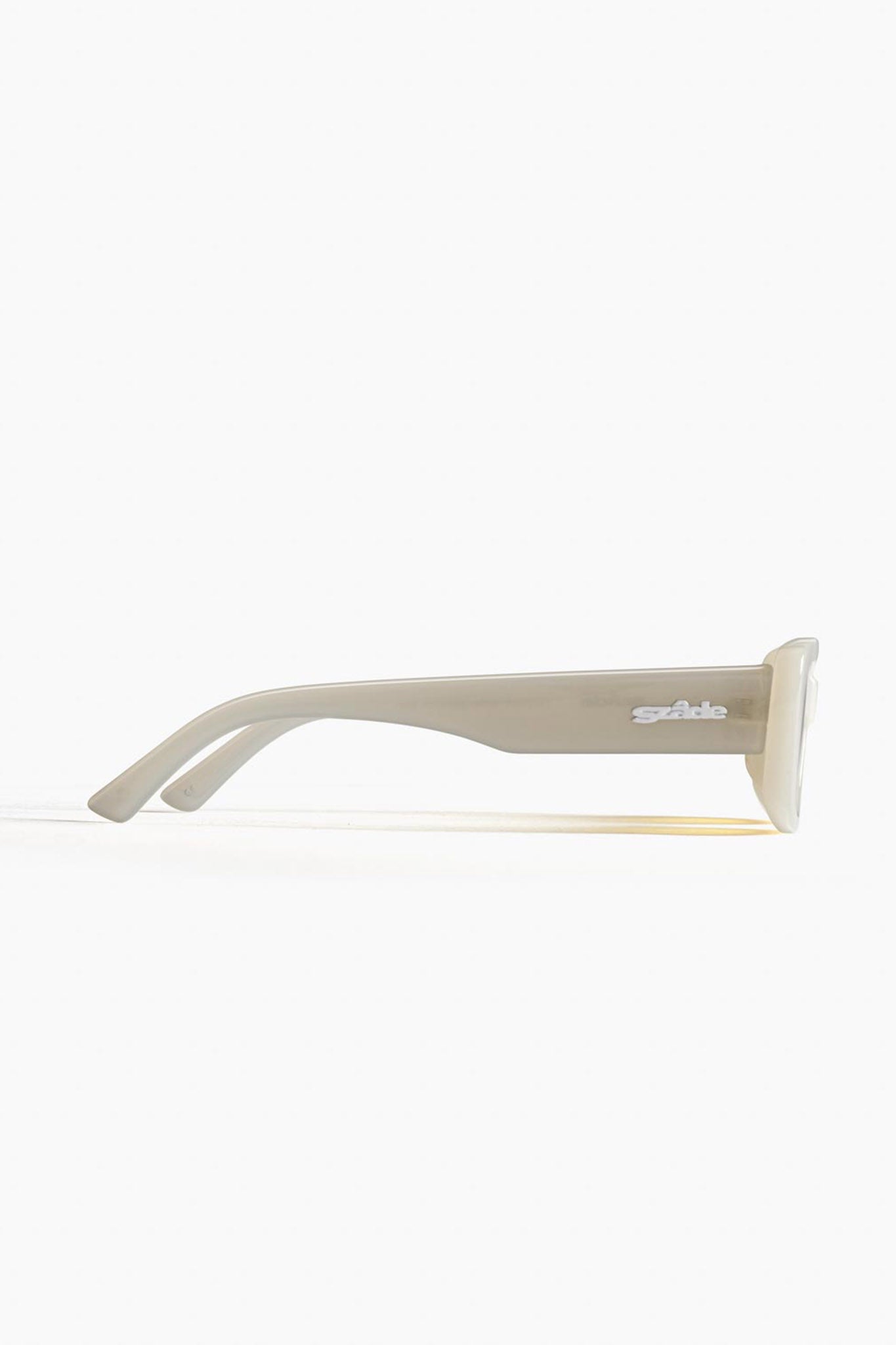 SZADE Sunglasses Dollin ; Ash by Selfie Leslie