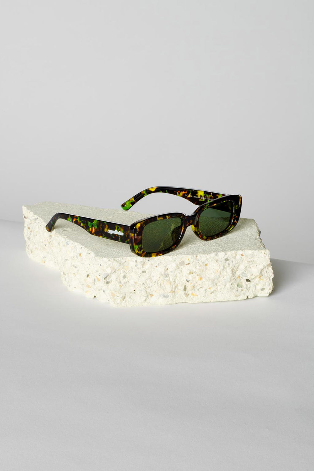 SZADE Sunglasses Dollin ; Jaded Greens by Selfie Leslie