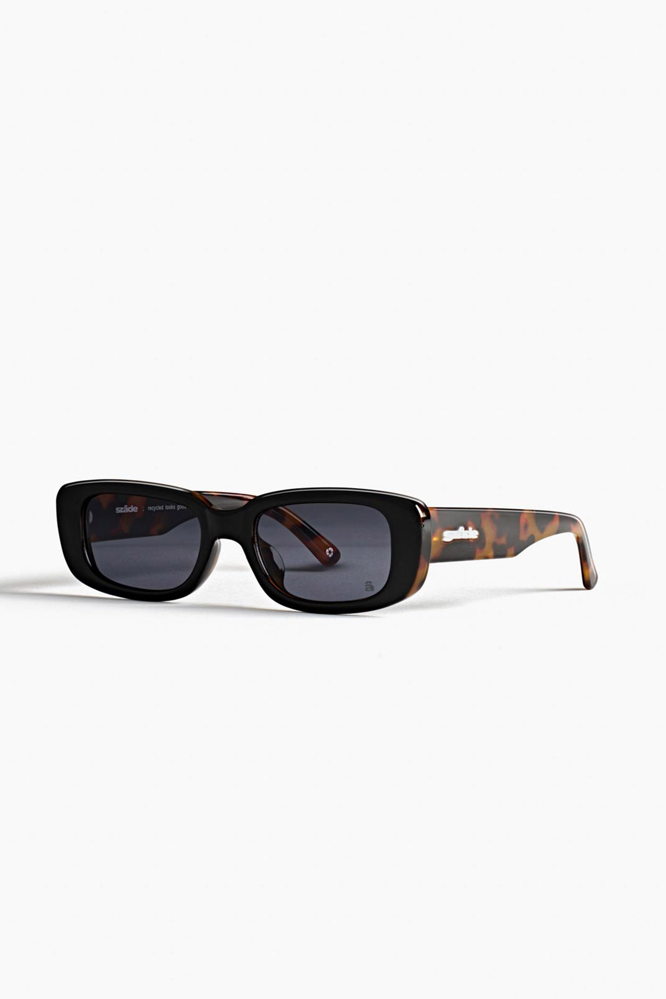 SZADE Sunglasses Dollin ; Elysium Black by Selfie Leslie
