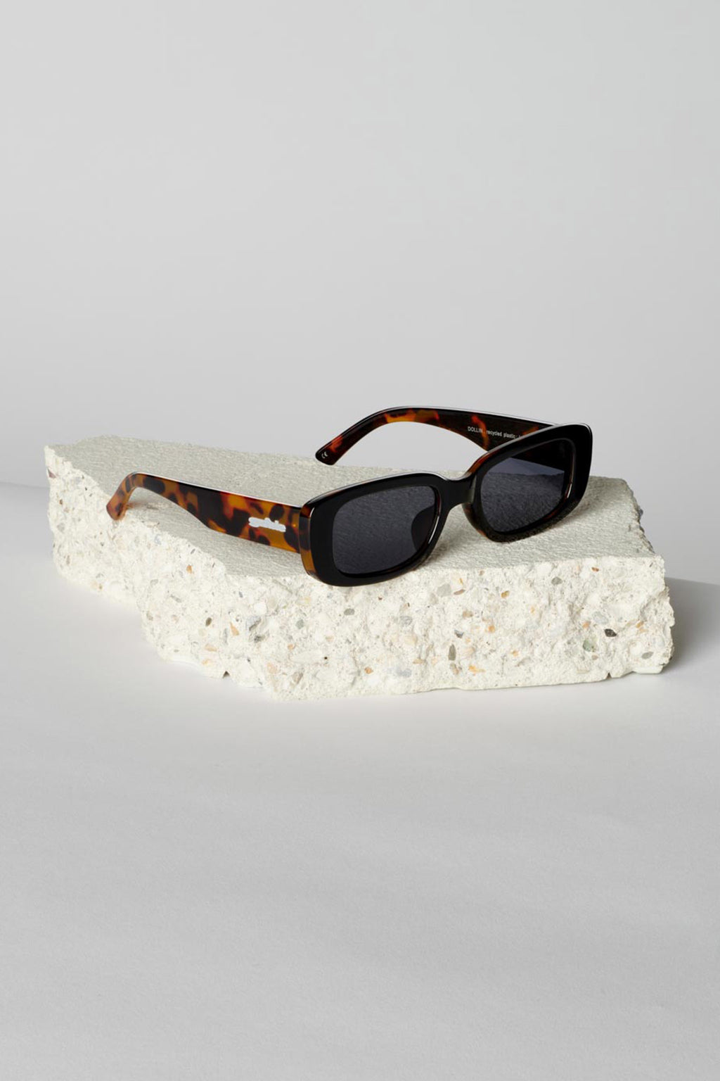 SZADE Sunglasses Dollin ; Elysium Black by Selfie Leslie