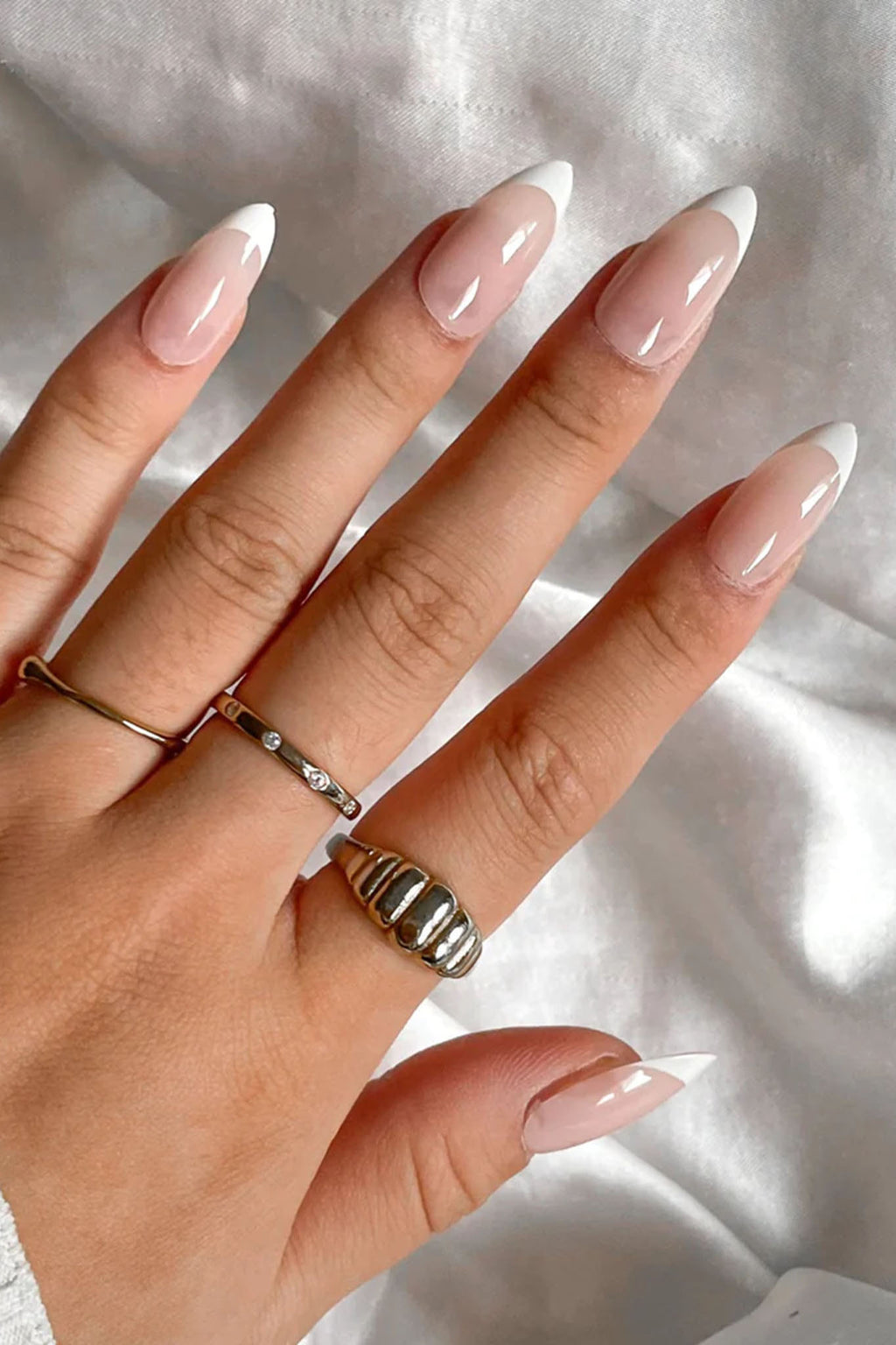 ACRYLIQUE Instacrylics White Mocha by Selfie Leslie