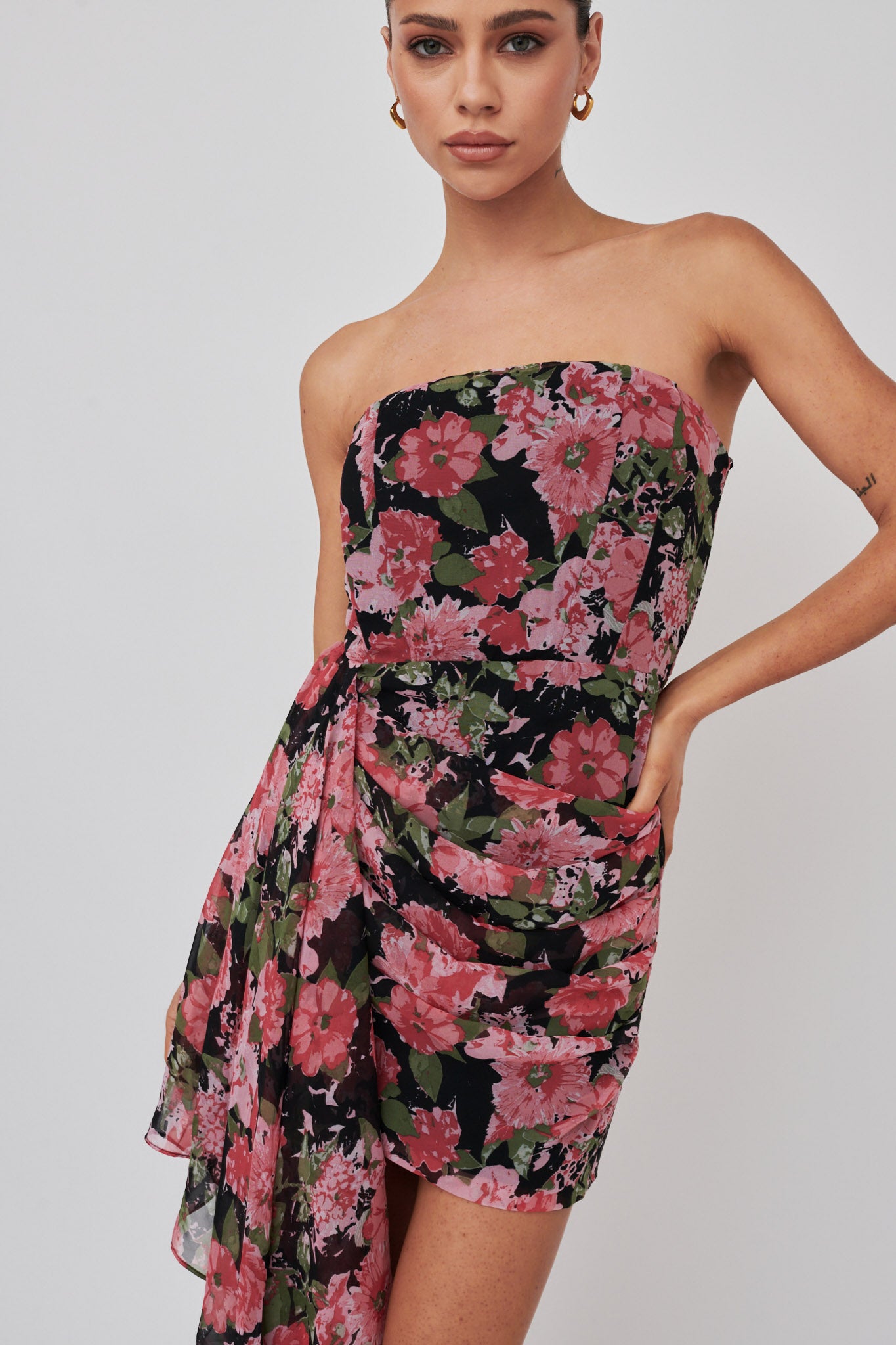 Midnight Sun Strapless Waist Sash Mini Dress Floral Black by Selfie Leslie