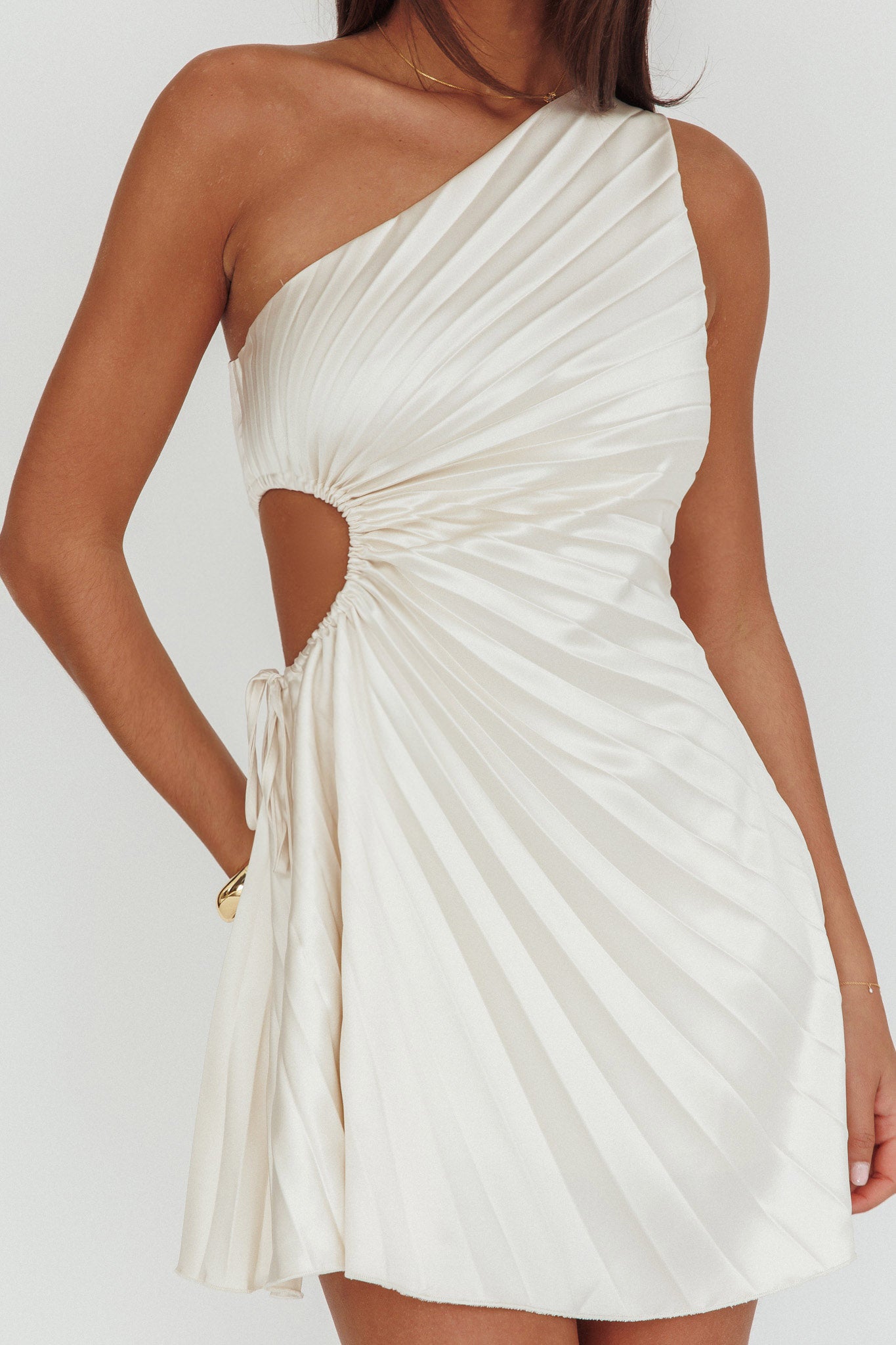 Glow Ray One-Shoulder Pleat Dress Champagne by Selfie Leslie