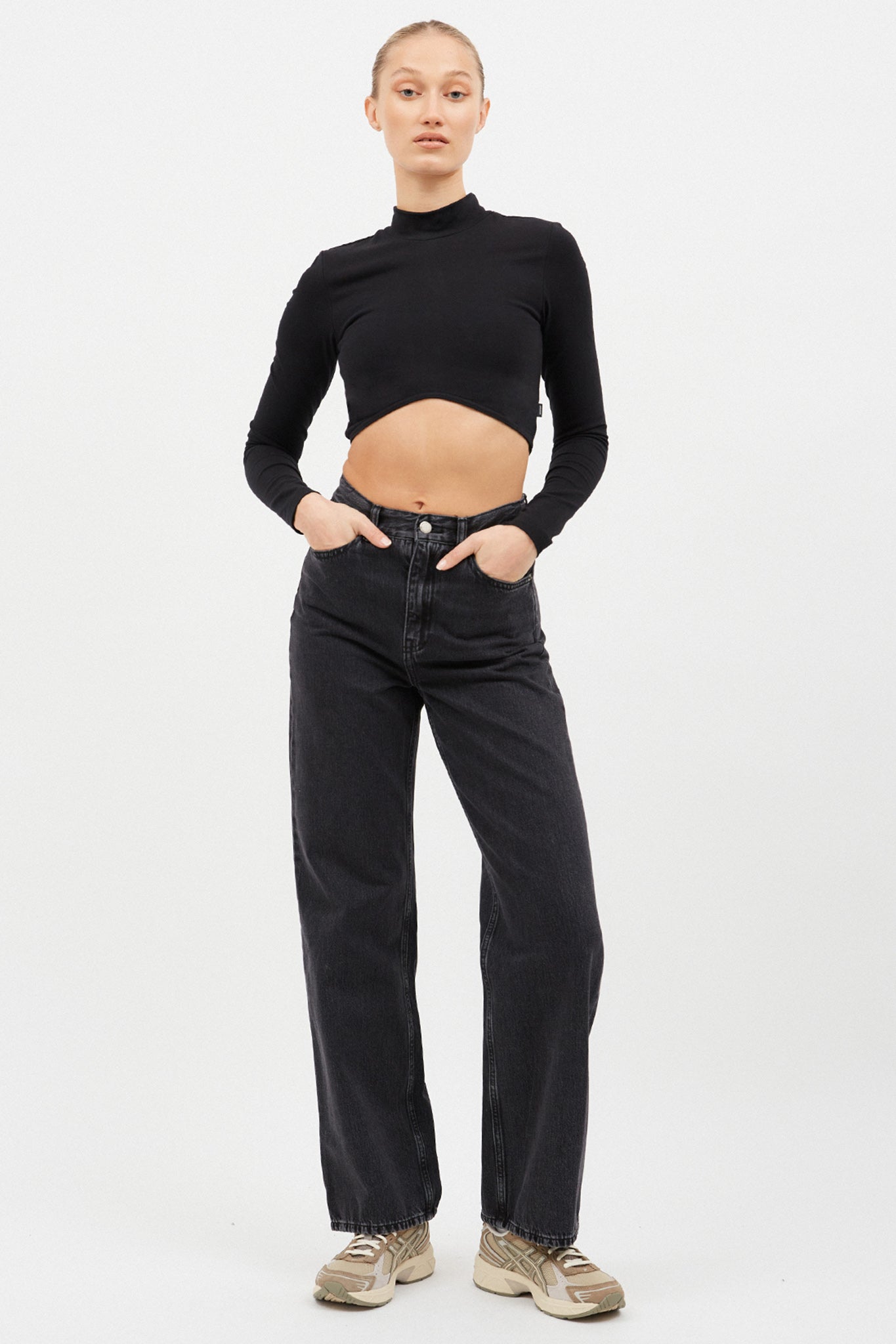DR DENIM Echo Jeans Black by Selfie Leslie