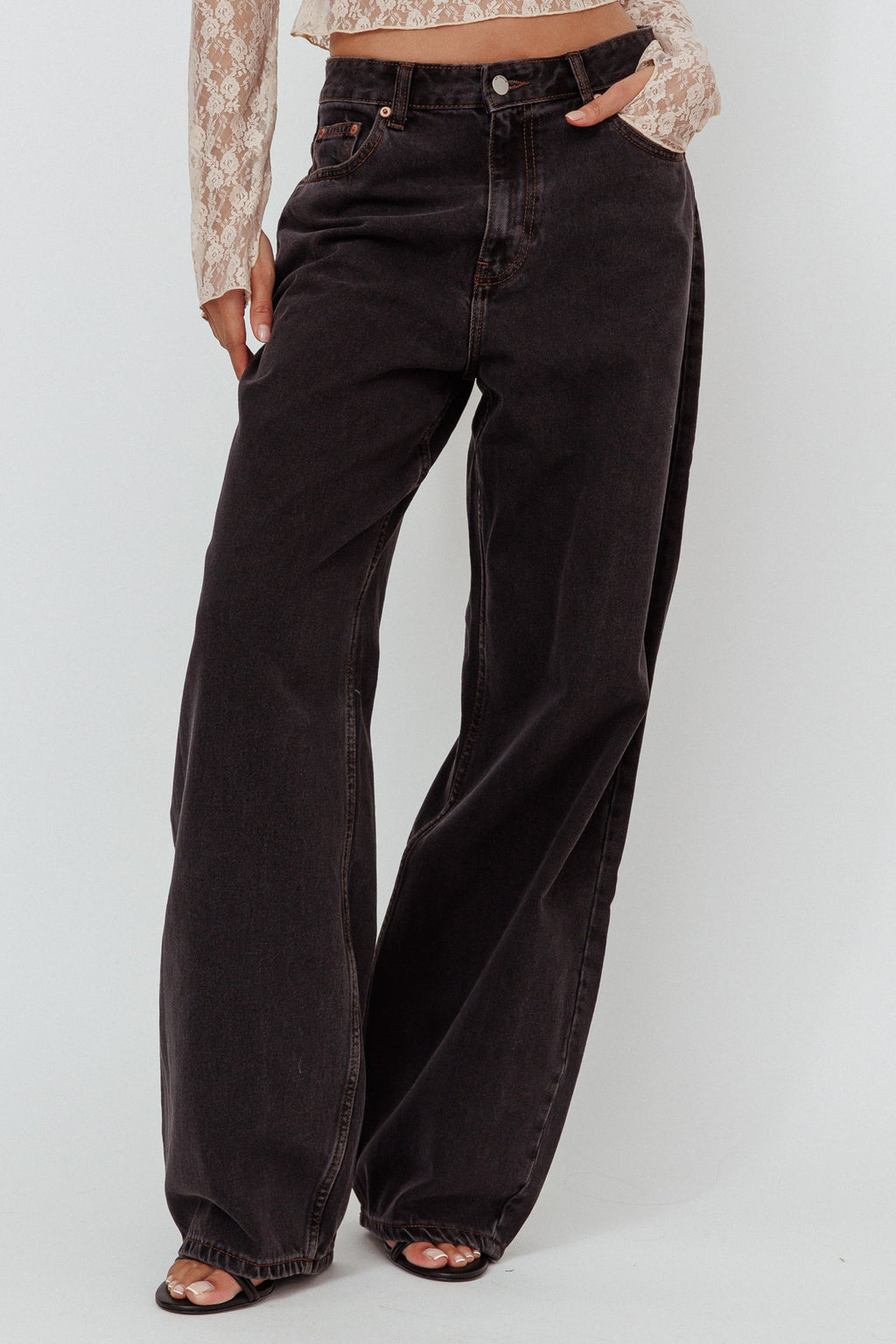 Dr Denim Donna Baggy Jeans Dust Washed Black by Selfie Leslie