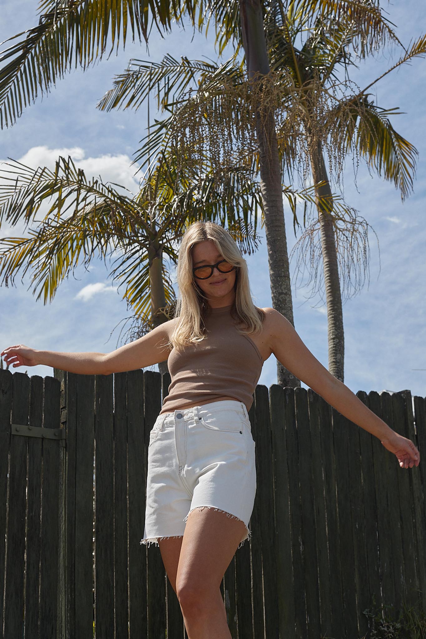 DR DENIM Nora Shorts White by Selfie Leslie