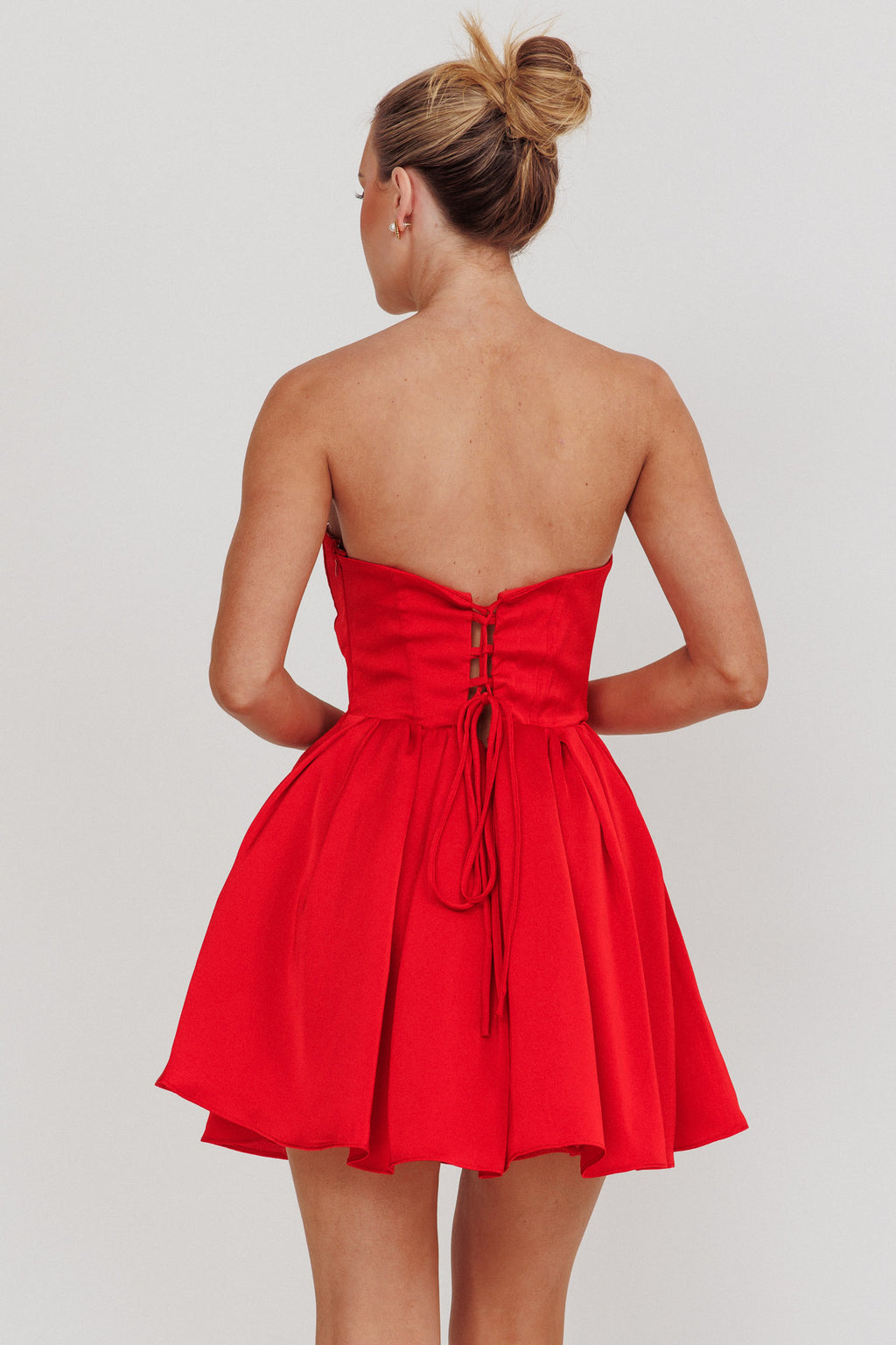 What I Like Sweetheart Neckline Mini Dress Red by Selfie Leslie
