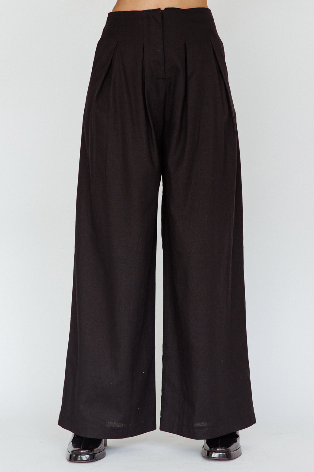 Sloan Side Pocket Trouser Pants Black by Selfie Leslie