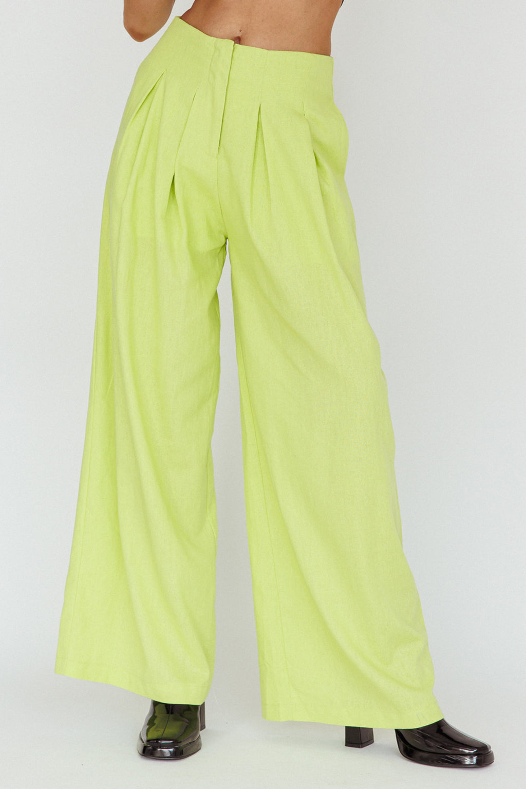 Sloan Side Pocket Trouser Pants Lime by Selfie Leslie