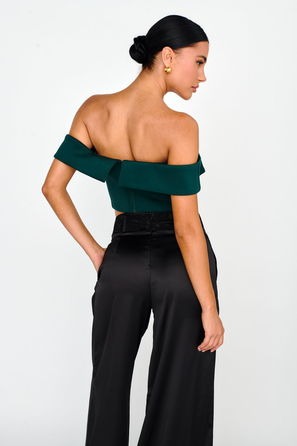 Tenicka Off-Shoulder Crop Top Hunter by Selfie Leslie