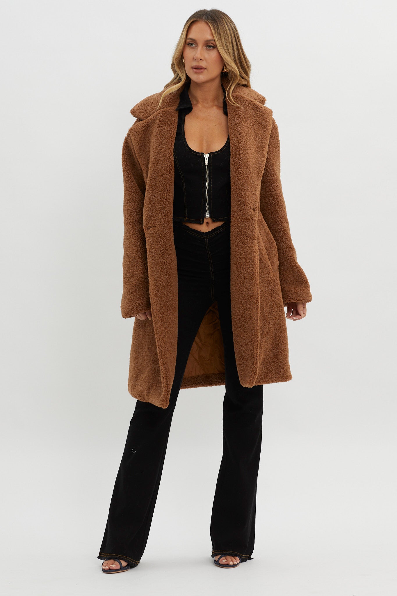 Alaska Long Side Pocket Coat Mocha by Selfie Leslie