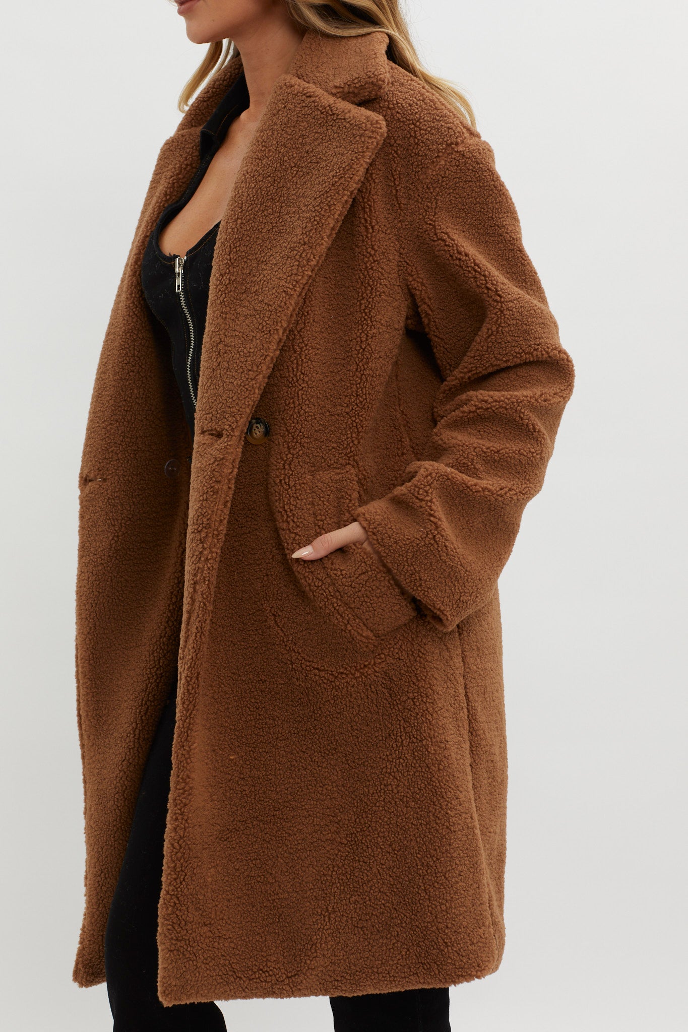 Alaska Long Side Pocket Coat Mocha by Selfie Leslie