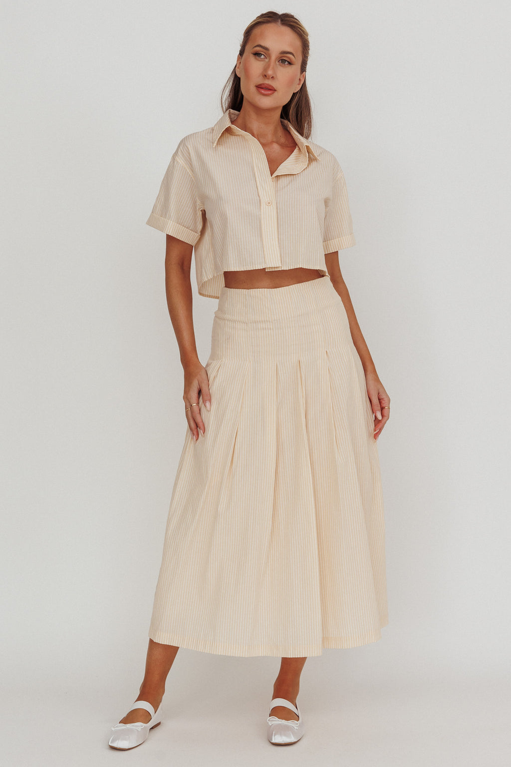 Zealous A-Line Striped Midi Skirt Beige/Off White by Selfie Leslie