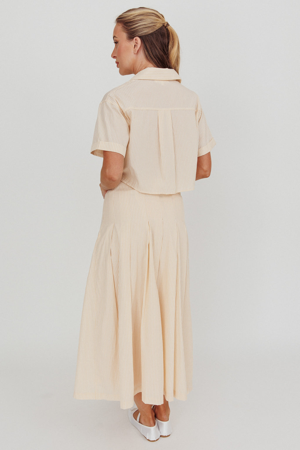 Zealous A-Line Striped Midi Skirt Beige/Off White by Selfie Leslie