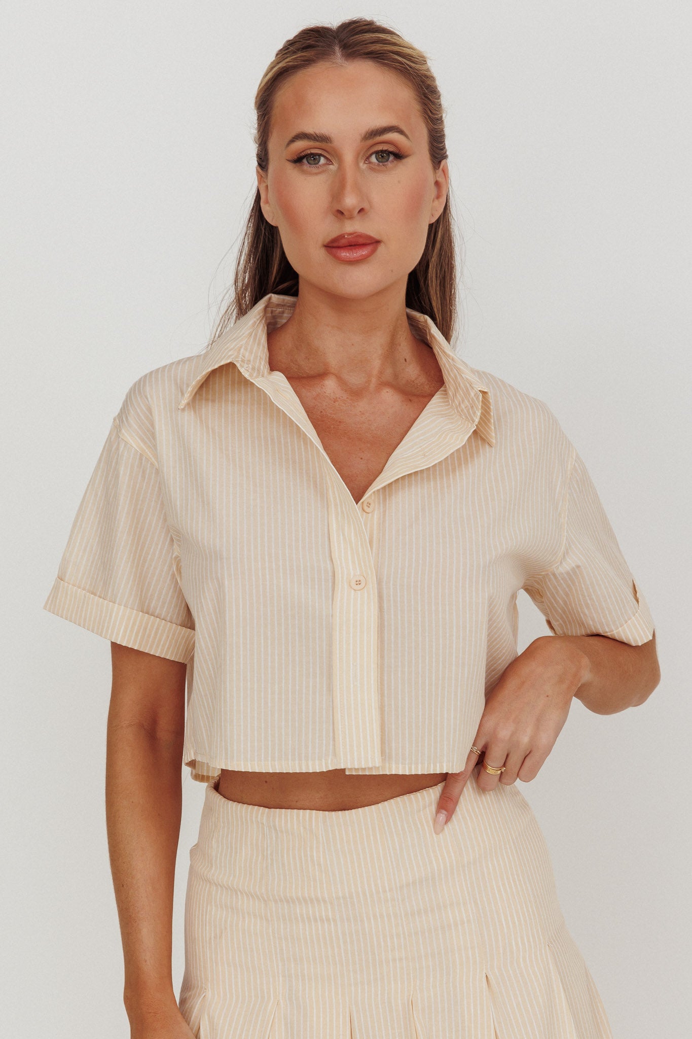 Zealous Boxy Cropped Striped Shirt Beige/Off White by Selfie Leslie