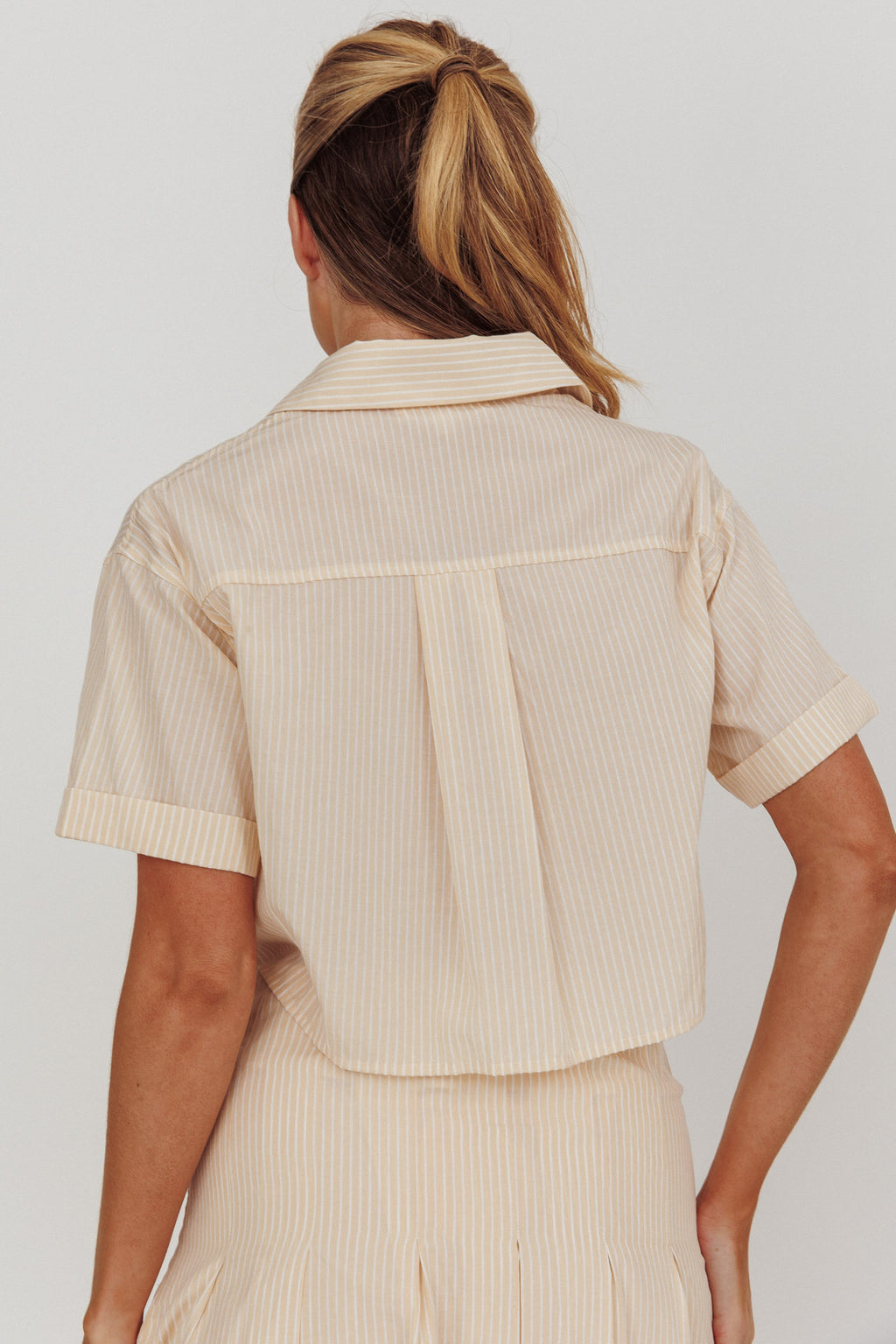 Zealous Boxy Cropped Striped Shirt Beige/Off White by Selfie Leslie
