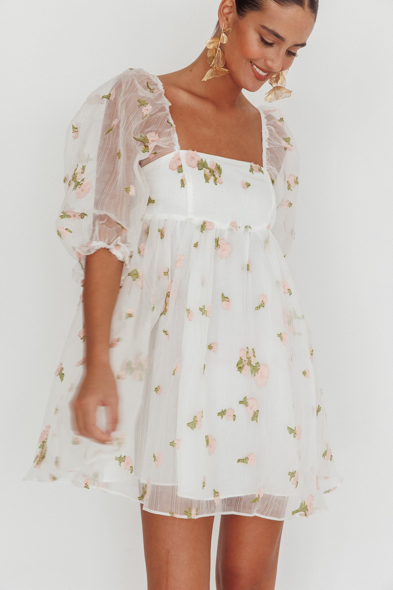 Helen Floral Organza Mini Dress White Pink by Selfie Leslie
