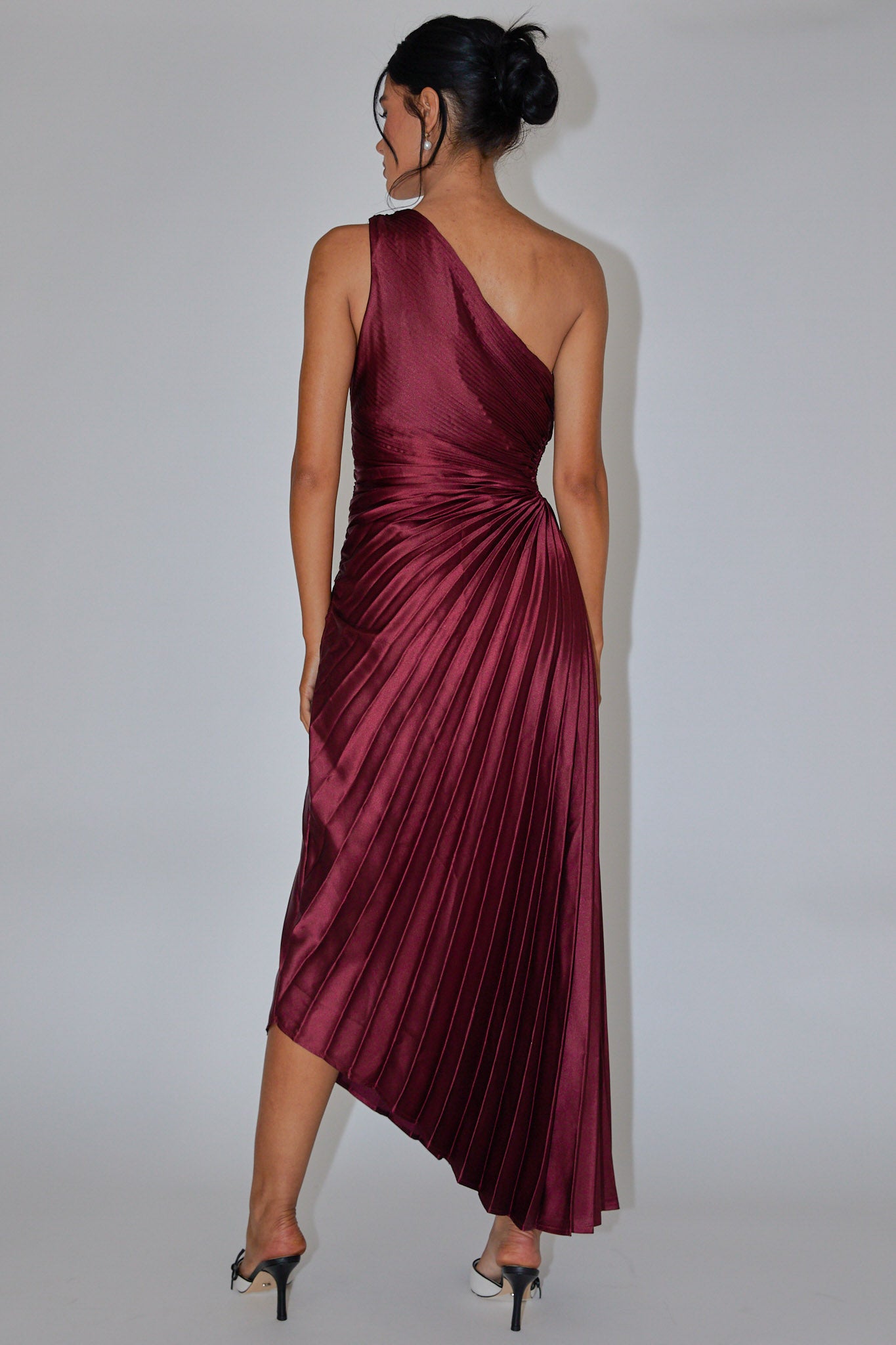 Brooklynn One-Shoulder Accordion Pleat Dress Wine L