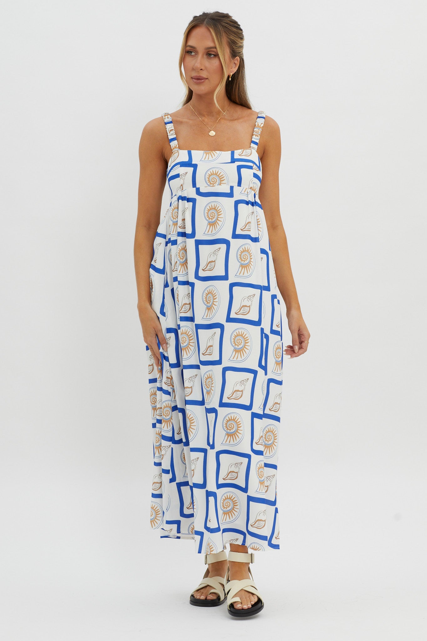 LOST IN LUNAR Katie Maxi Dress Shell Print by Selfie Leslie