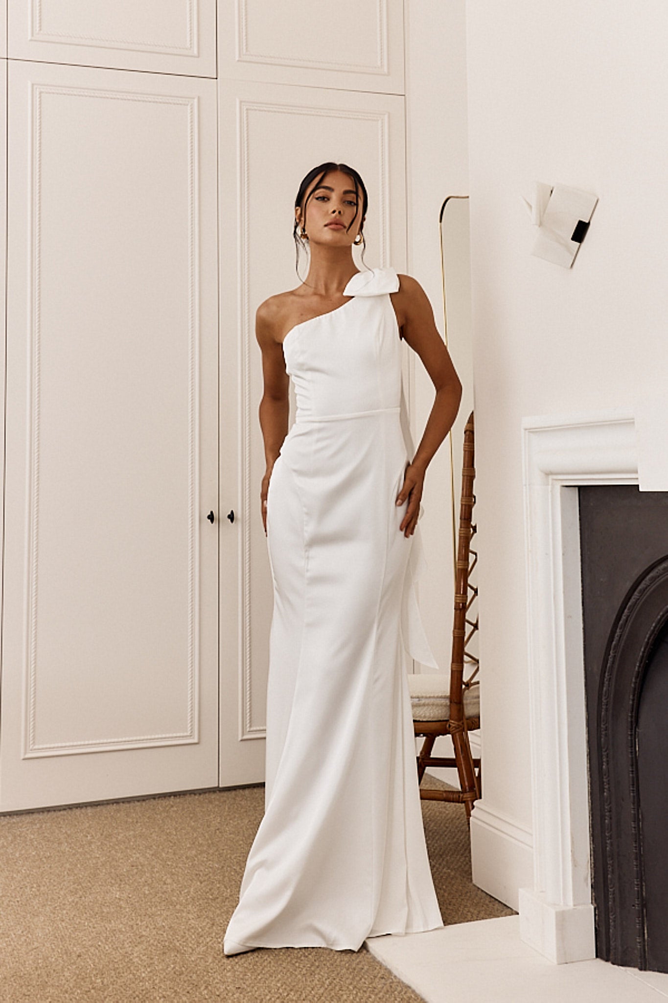 Carriann One-Shoulder Bow Maxi Dress White Carriann One-Shoulder Bow Maxi Dress White