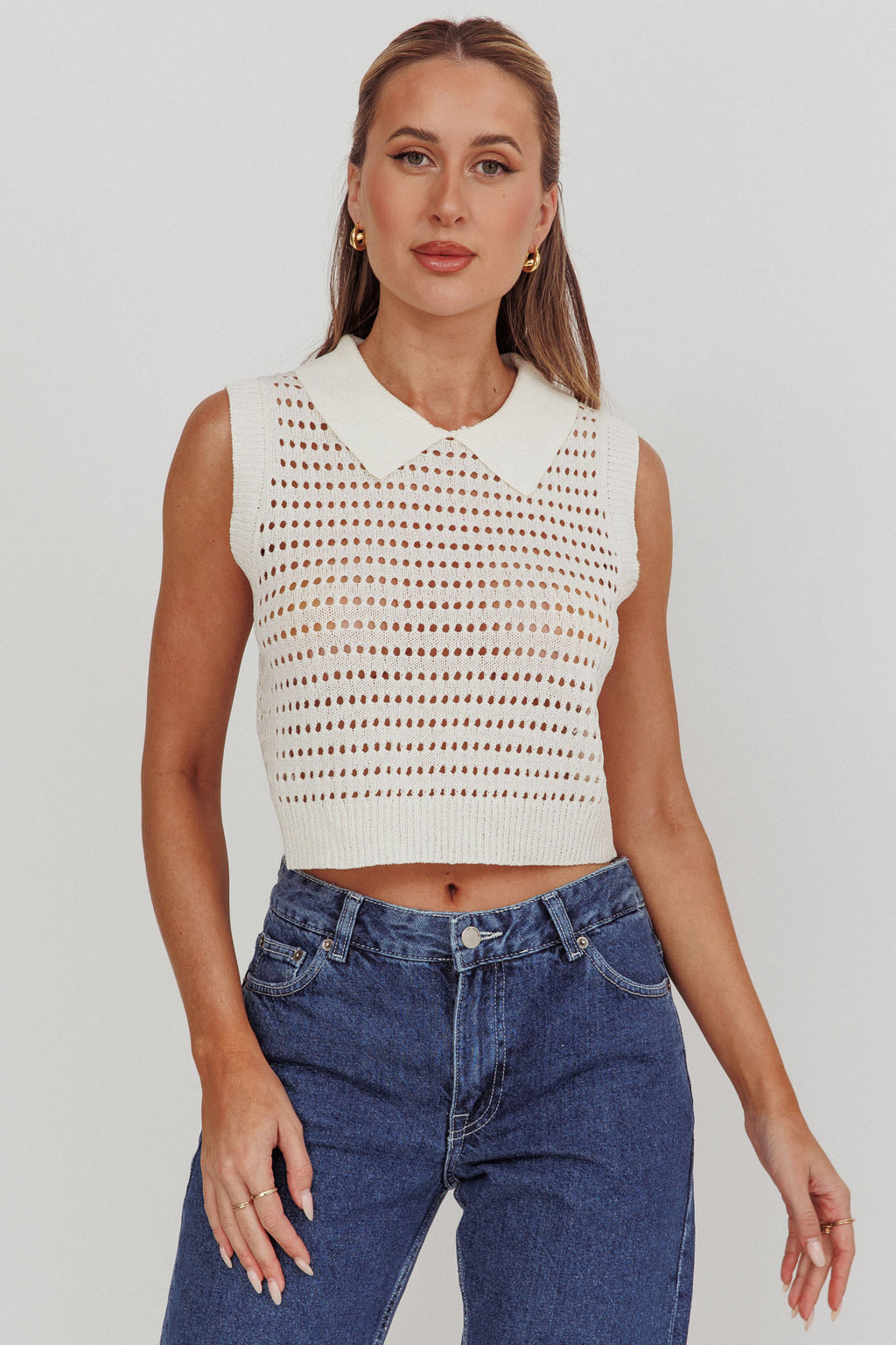 Daithi Collared Sleeveless Knit Top Ivory by Selfie Leslie