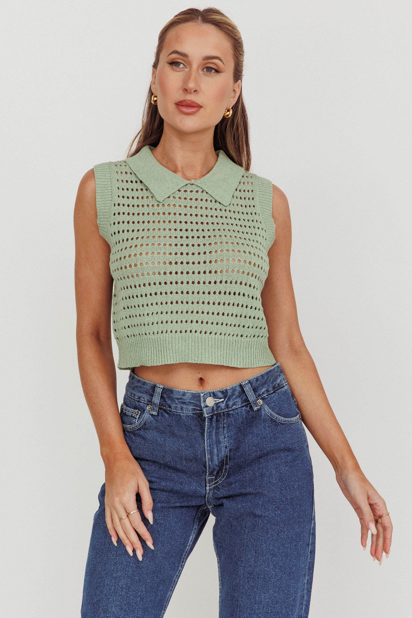 Daithi Collared Sleeveless Knit Top Mint by Selfie Leslie