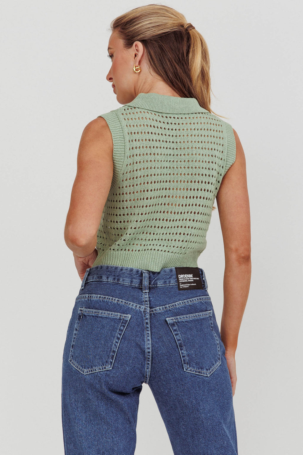 Daithi Collared Sleeveless Knit Top Mint by Selfie Leslie