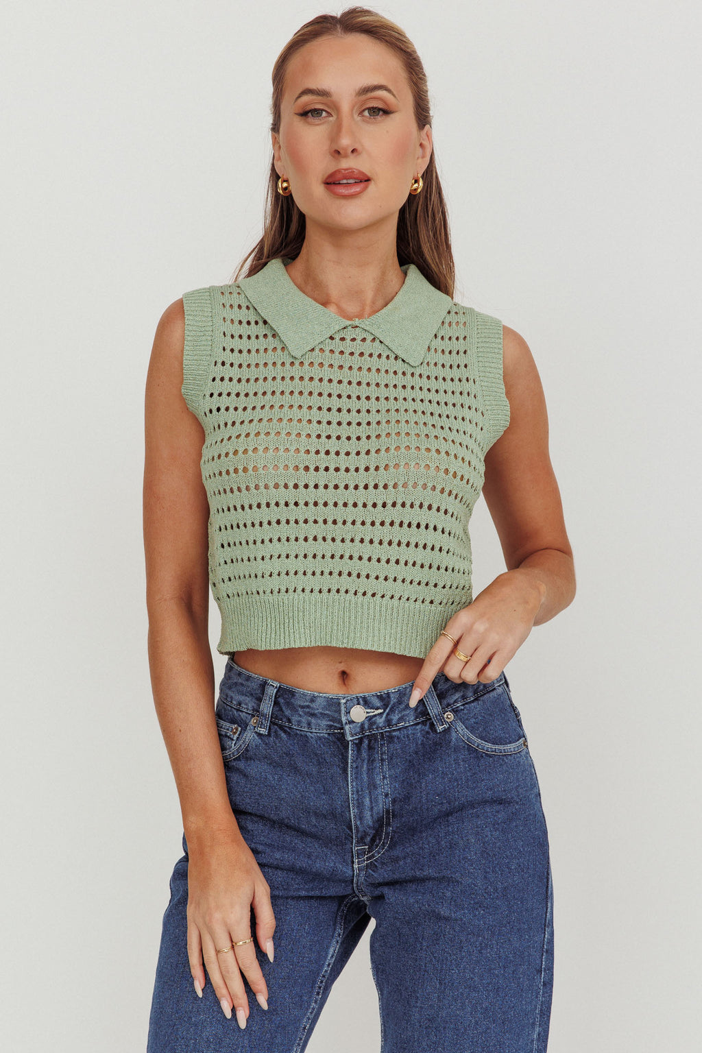 Daithi Collared Sleeveless Knit Top Mint by Selfie Leslie