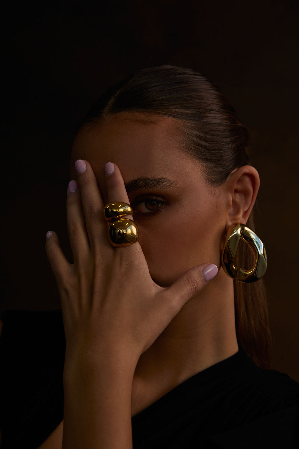 NOAH Chunky Ring Gold by Selfie Leslie