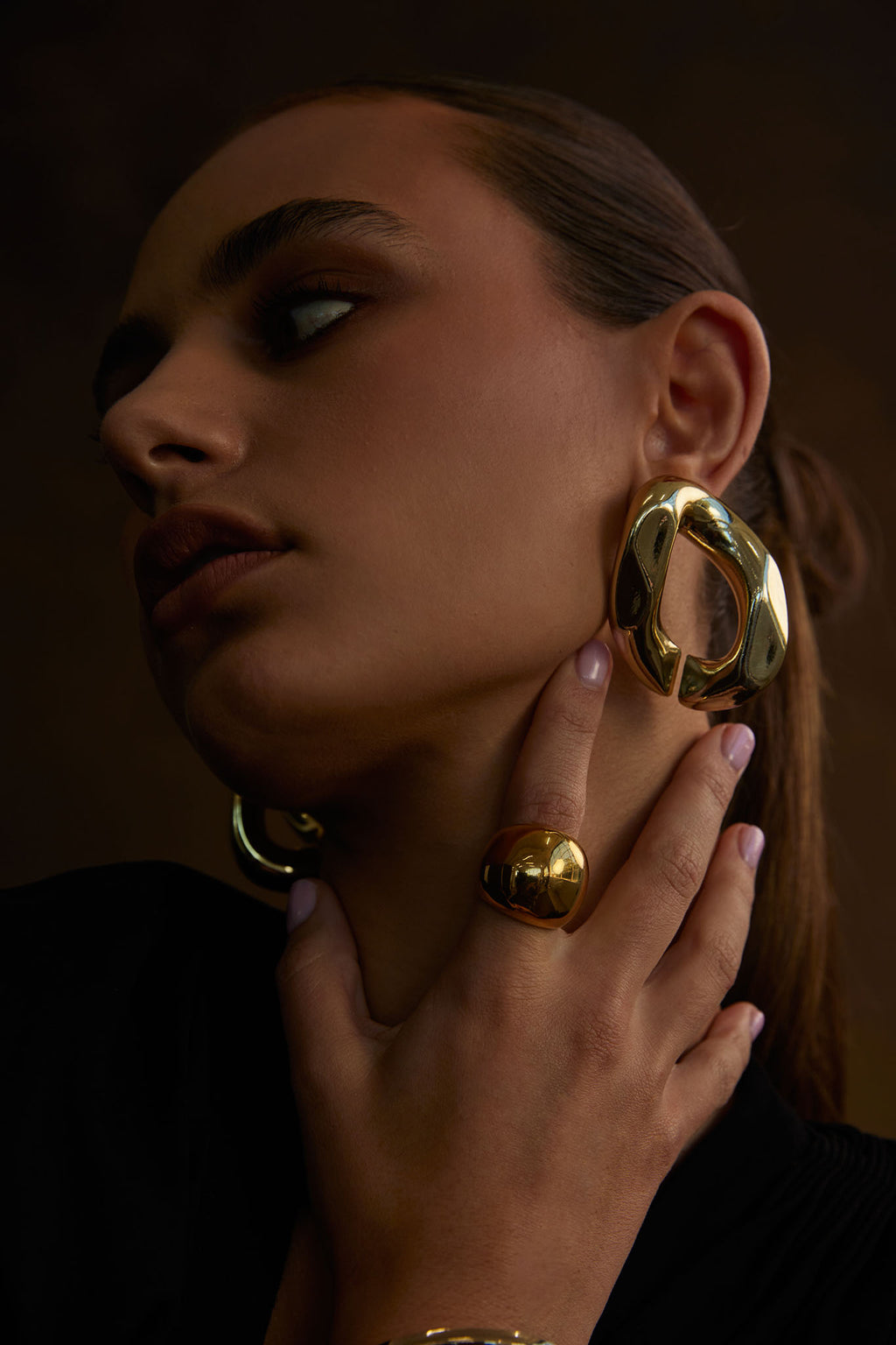 NOAH Chunky Ring Large Gold by Selfie Leslie