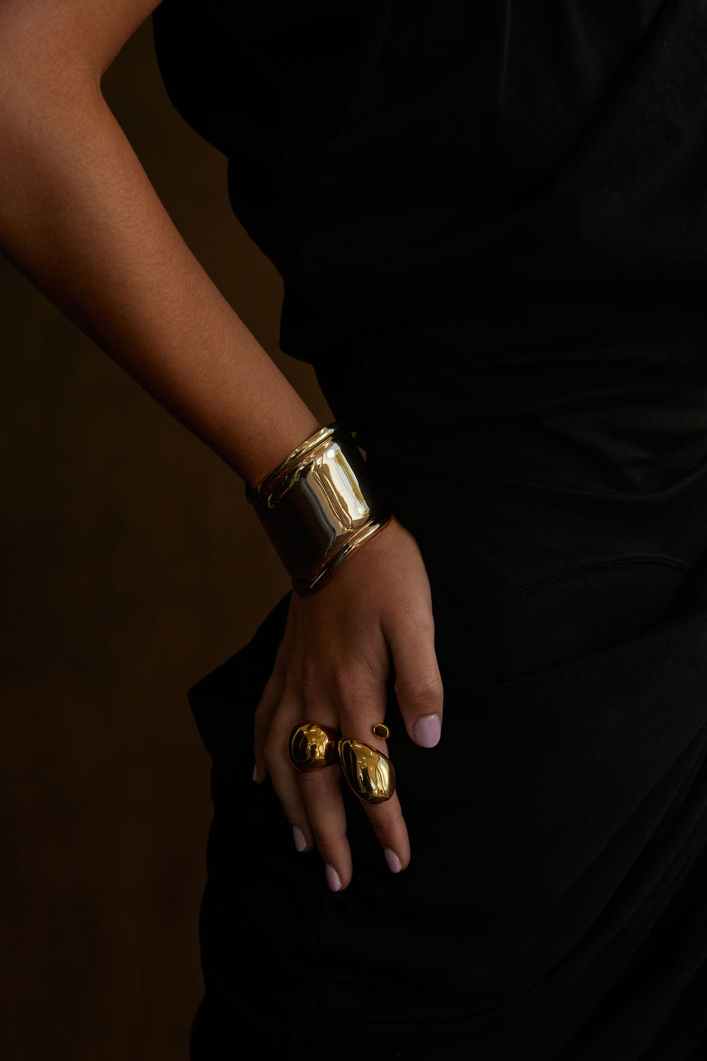 NOAH Wave Cuff Gold by Selfie Leslie