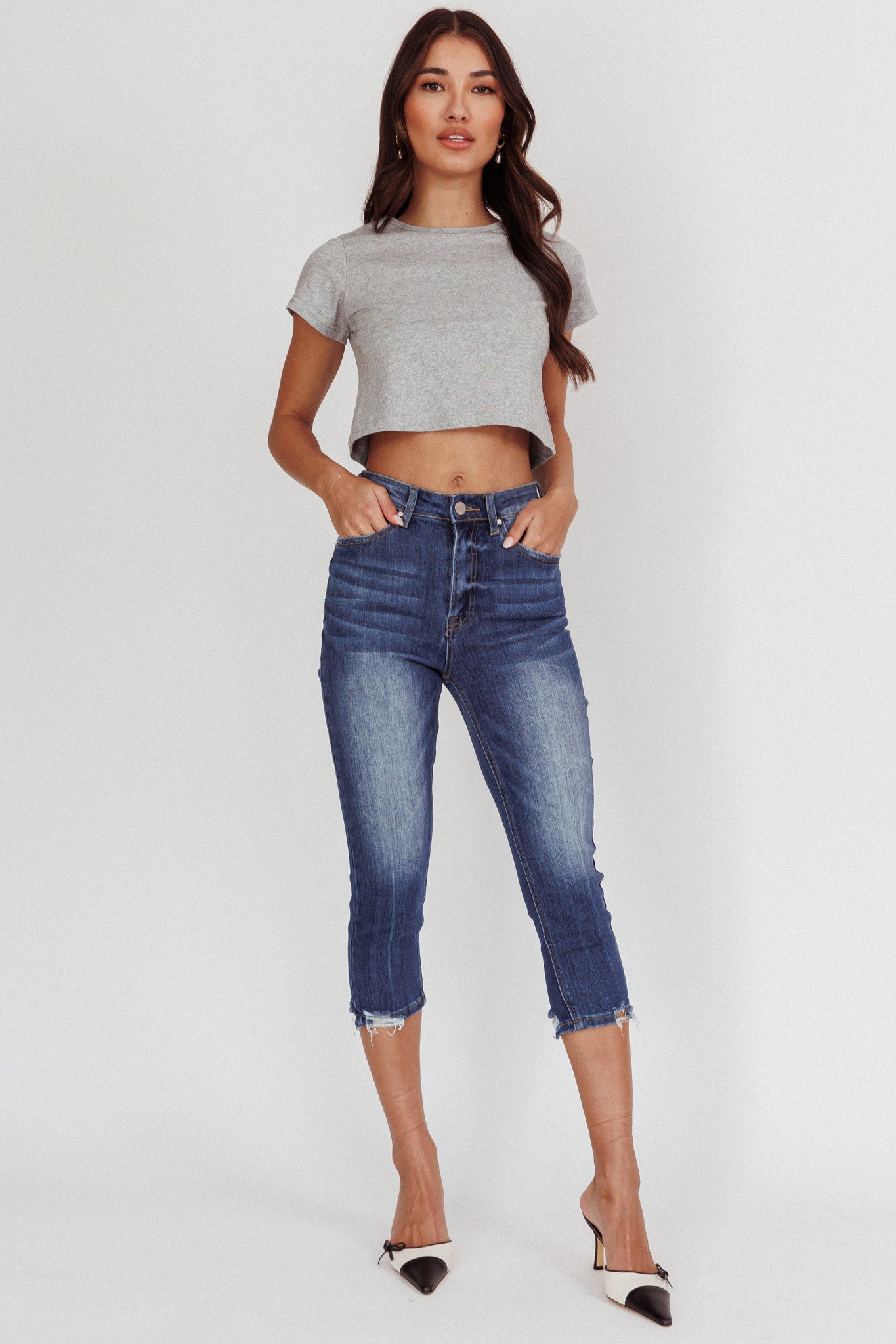 Queens Distressed Capri Jeans Dark Denim | Selfie Leslie